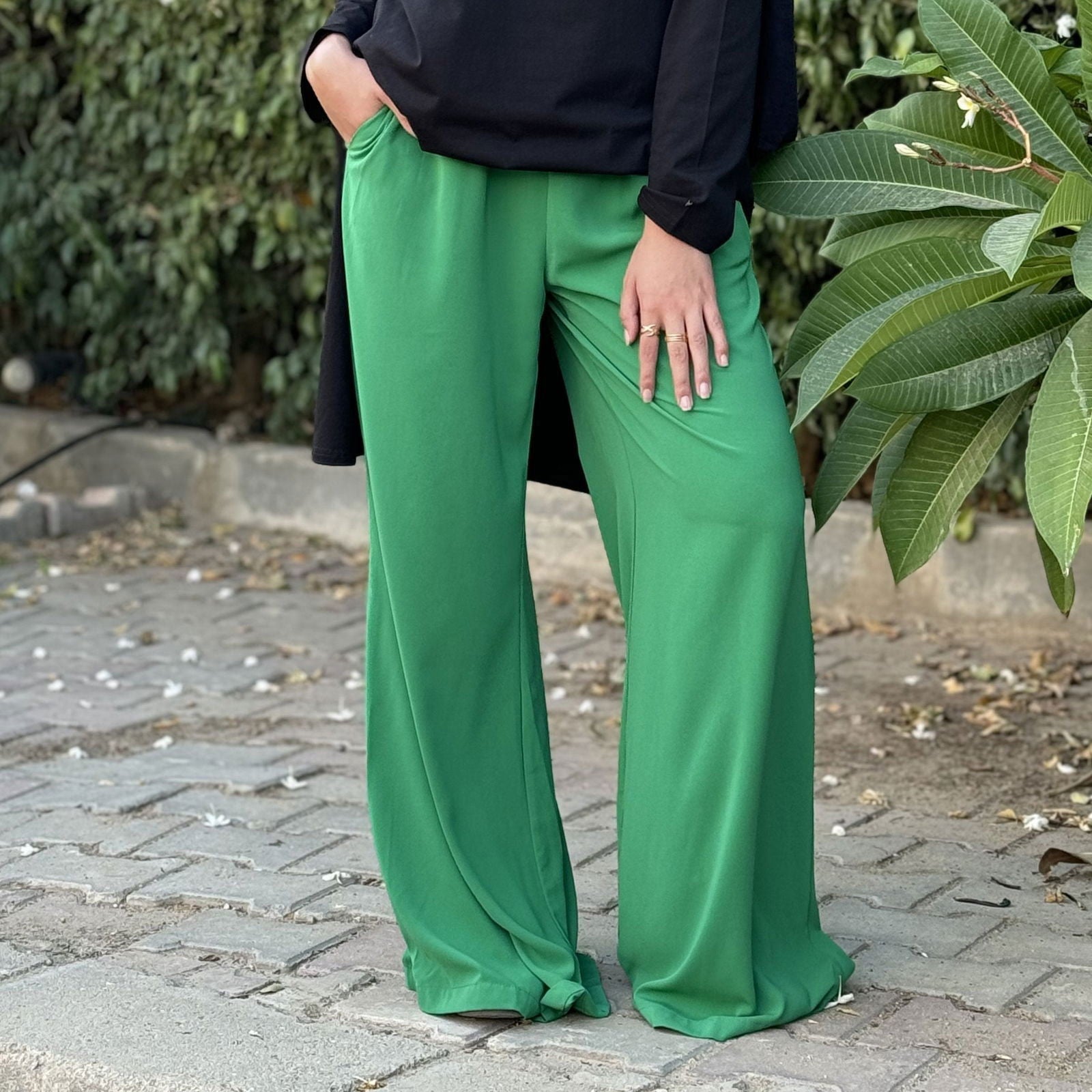 Flair Pants Green - AB ESSENTIALS