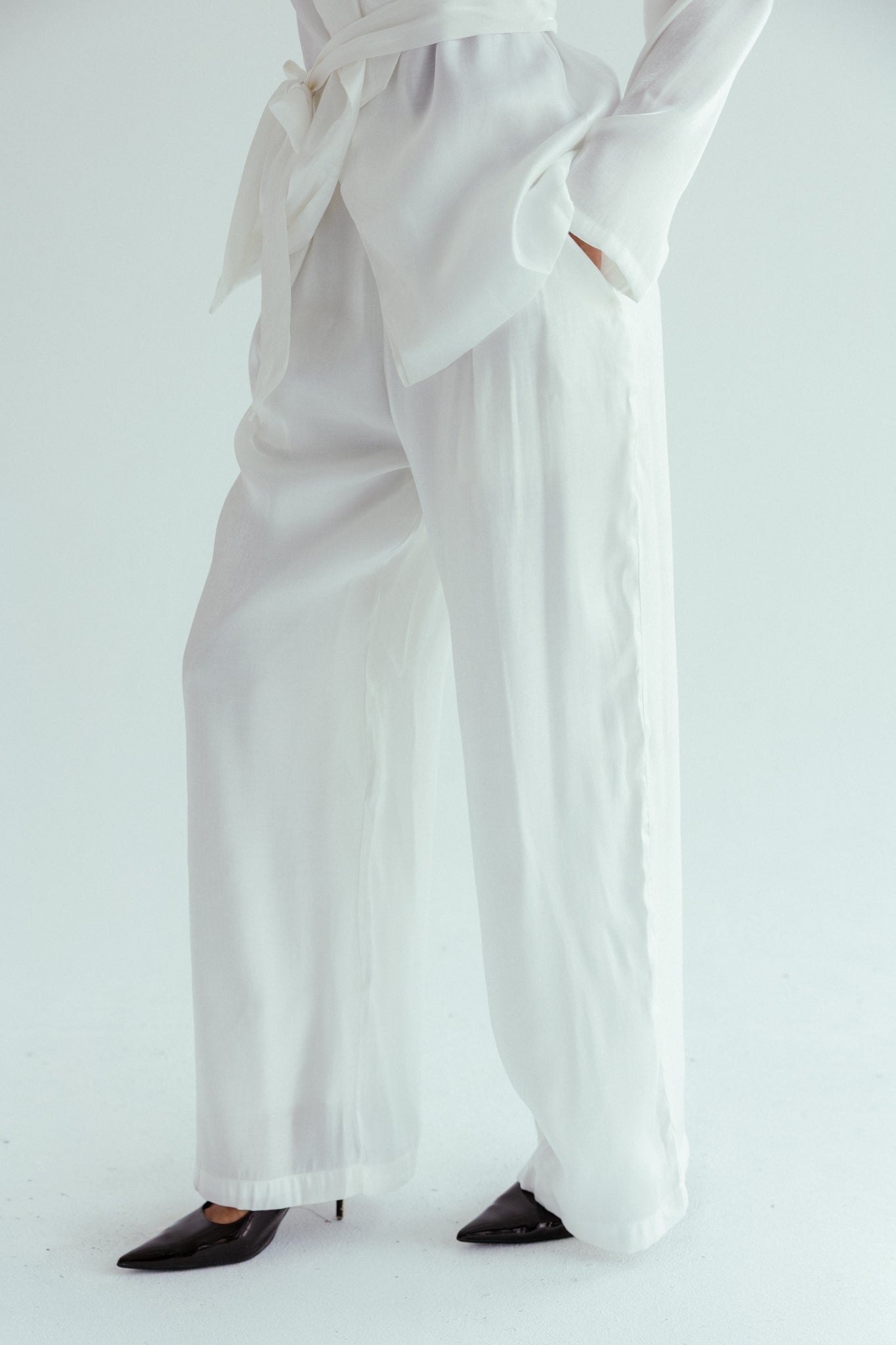 Glimmer Set White - AB ESSENTIALS