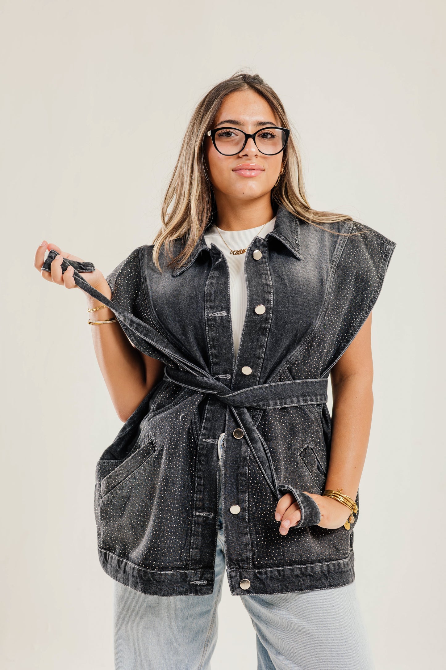Glitra Vest Black - AB ESSENTIALS