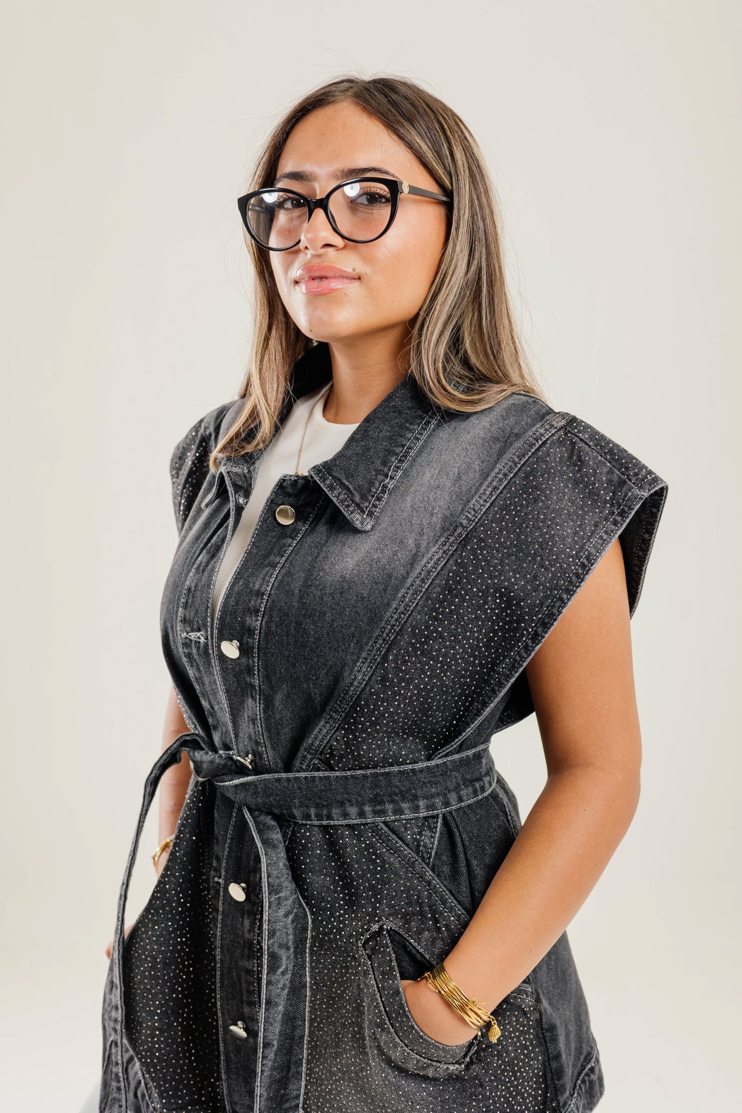 Glitra Vest Black - AB ESSENTIALS