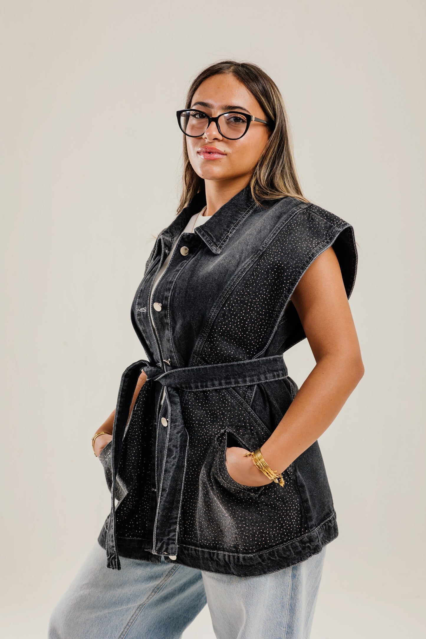 Glitra Vest Black - AB ESSENTIALS