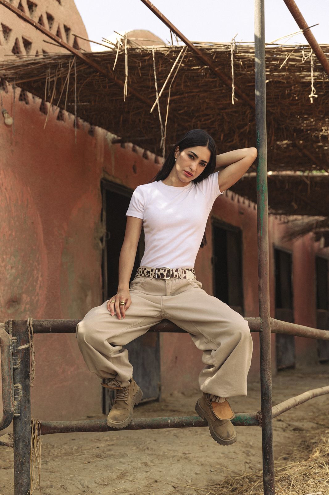 Half Tee White - AB ESSENTIALS