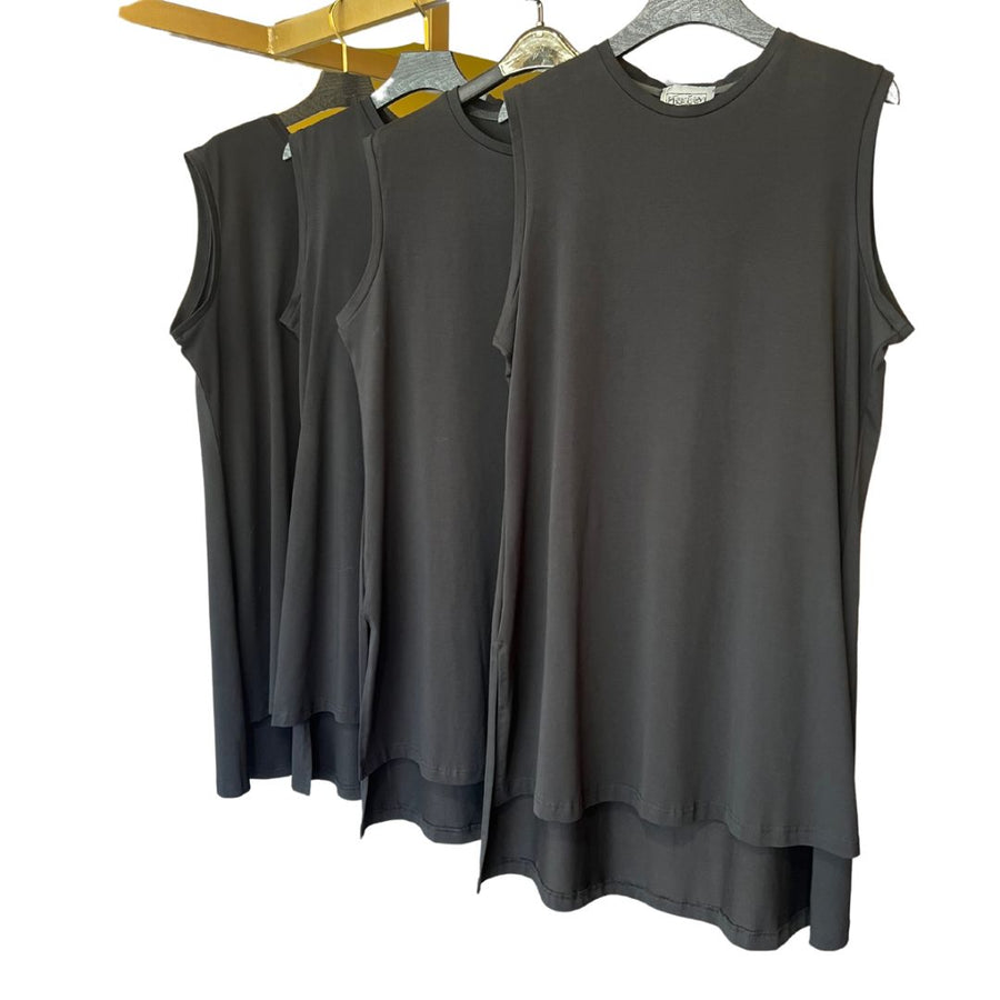 Basic Sleeveless Top Black