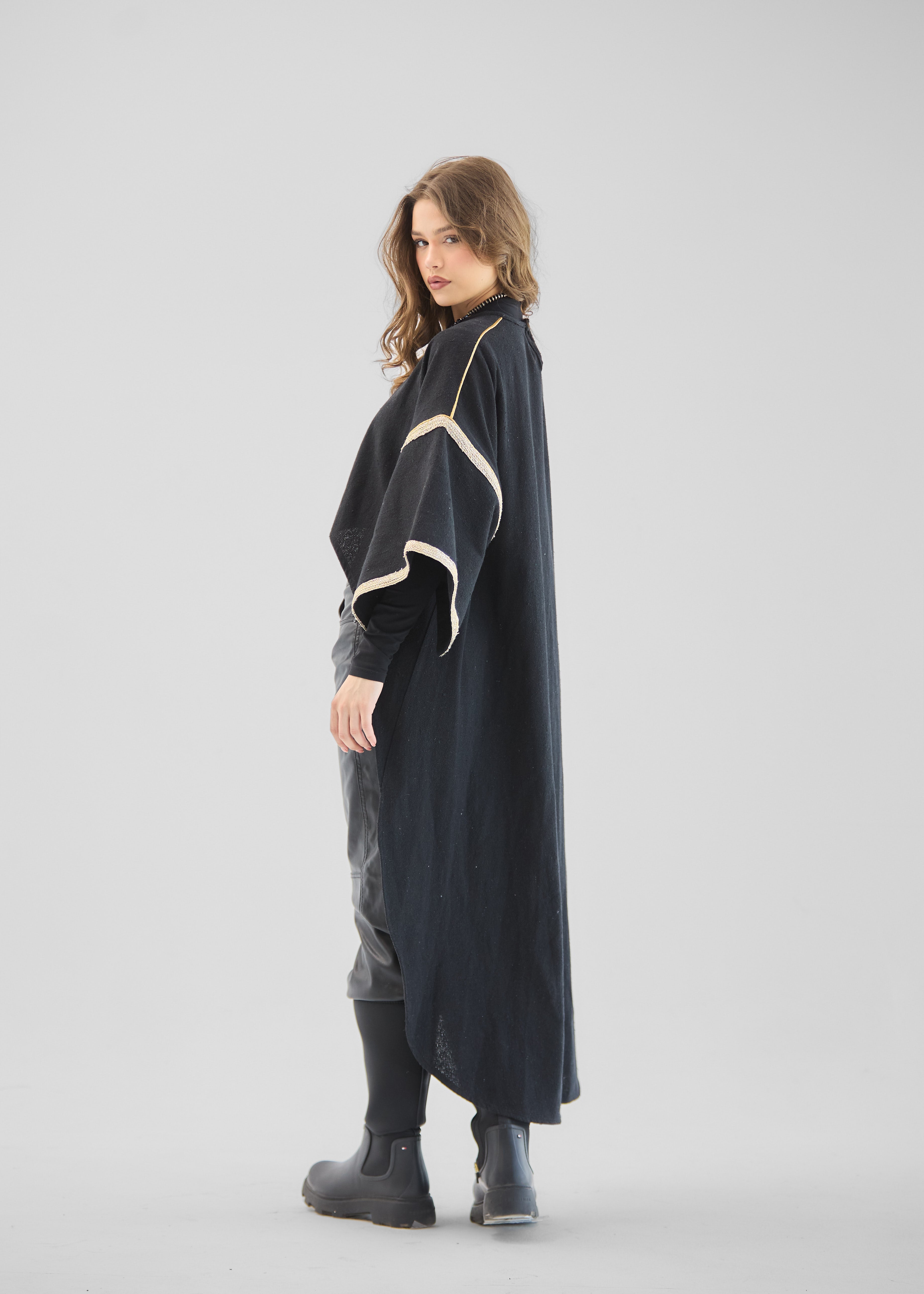 Layal Night - AB ESSENTIALS