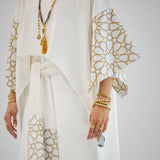 Layal White - AB ESSENTIALS