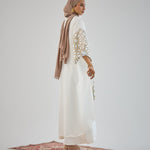 Layal White - AB ESSENTIALS