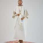 Layal White - AB ESSENTIALS