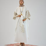 Layal White - AB ESSENTIALS
