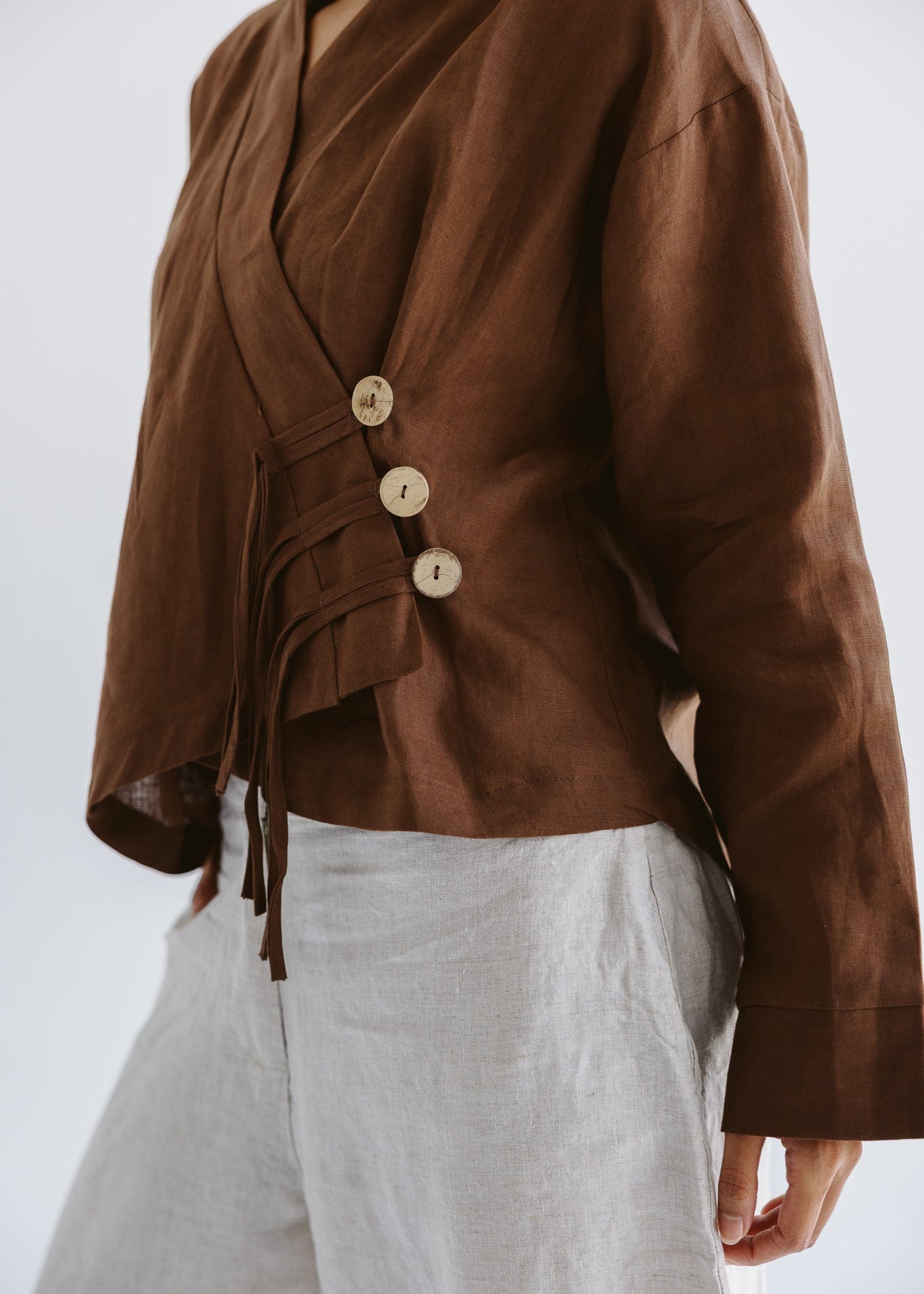 Linen Air Top Brown - AB ESSENTIALS