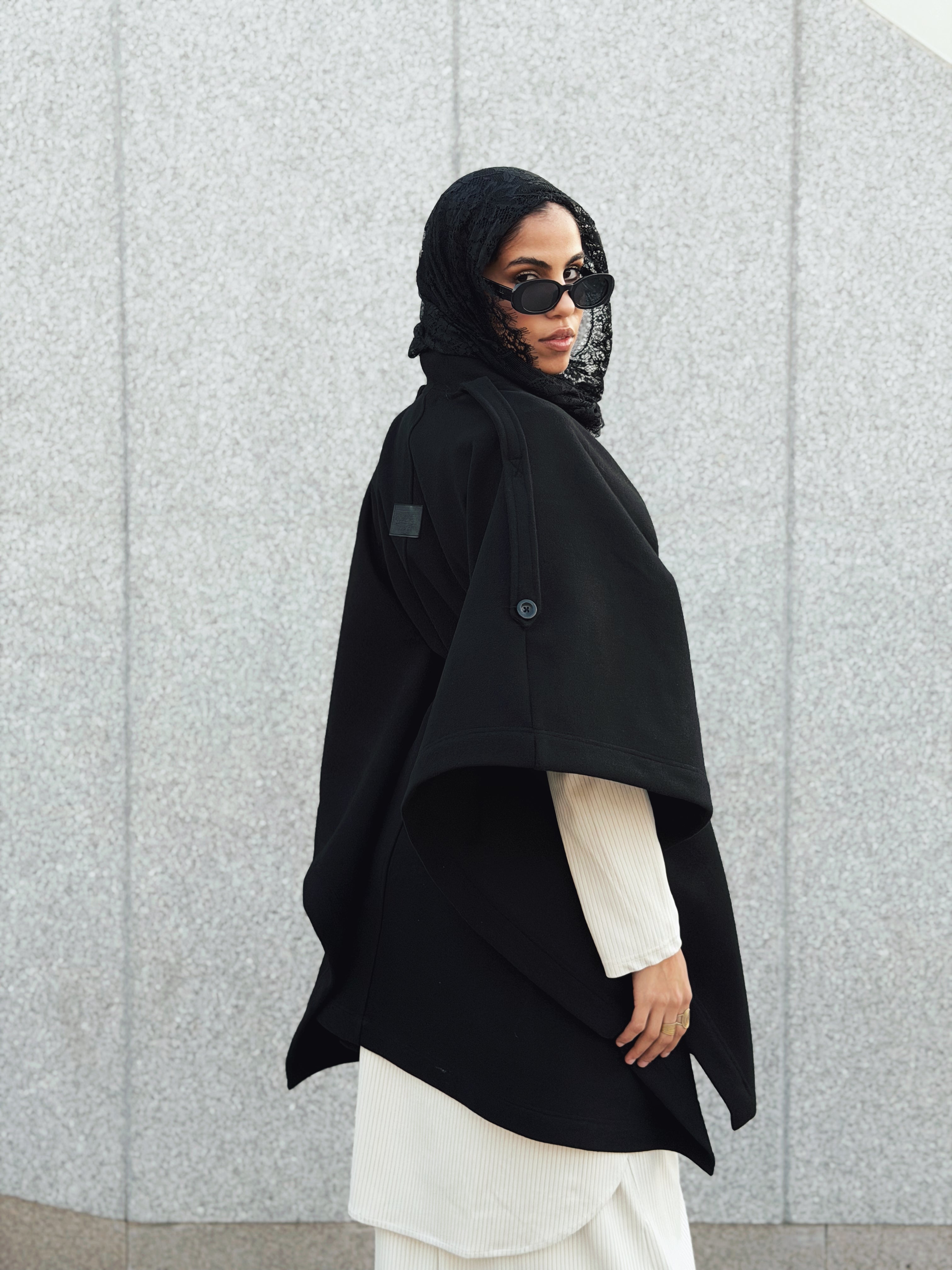 Luxurious Wool Cape Black - AB ESSENTIALS