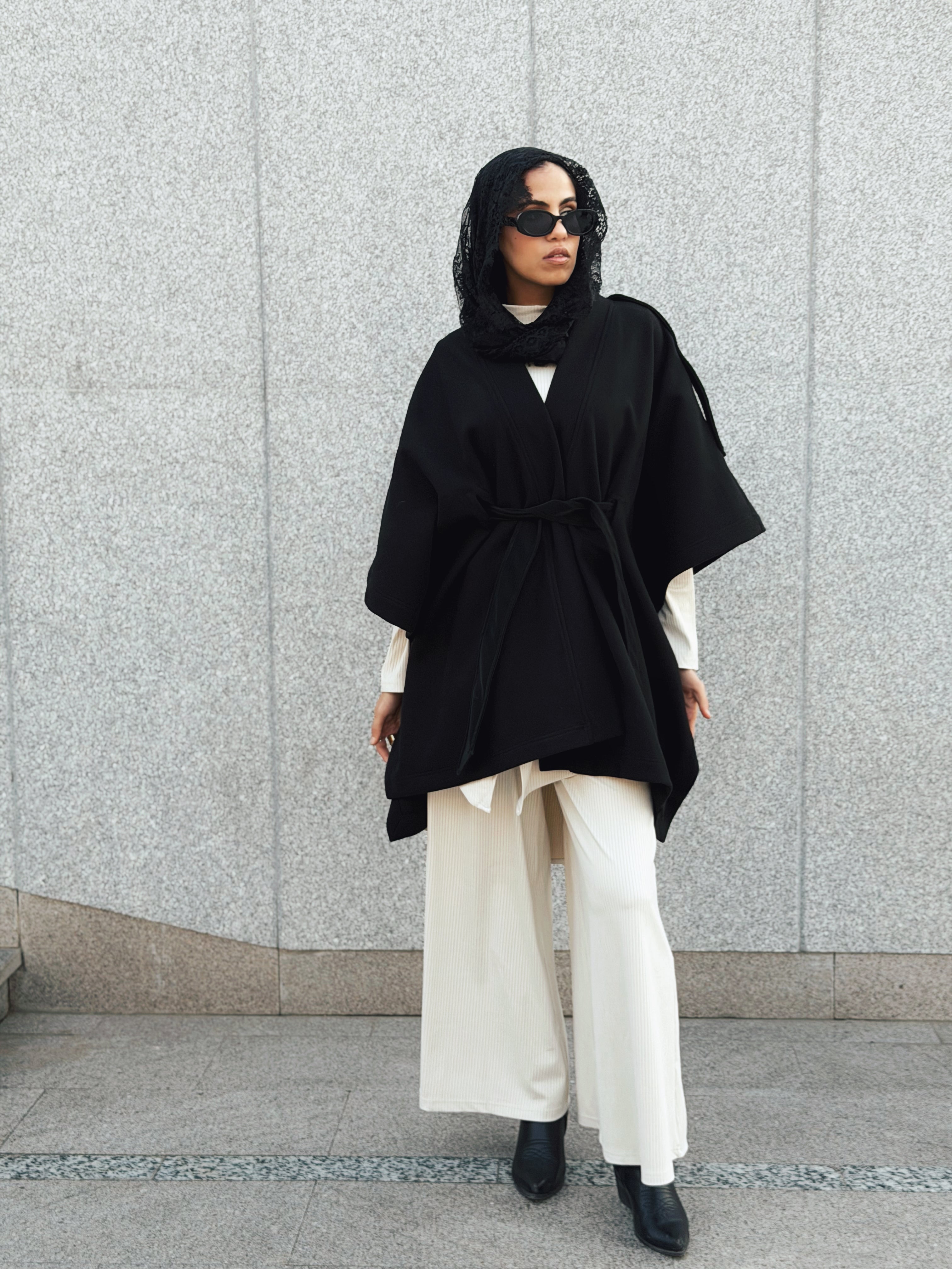 Luxurious Wool Cape Black - AB ESSENTIALS