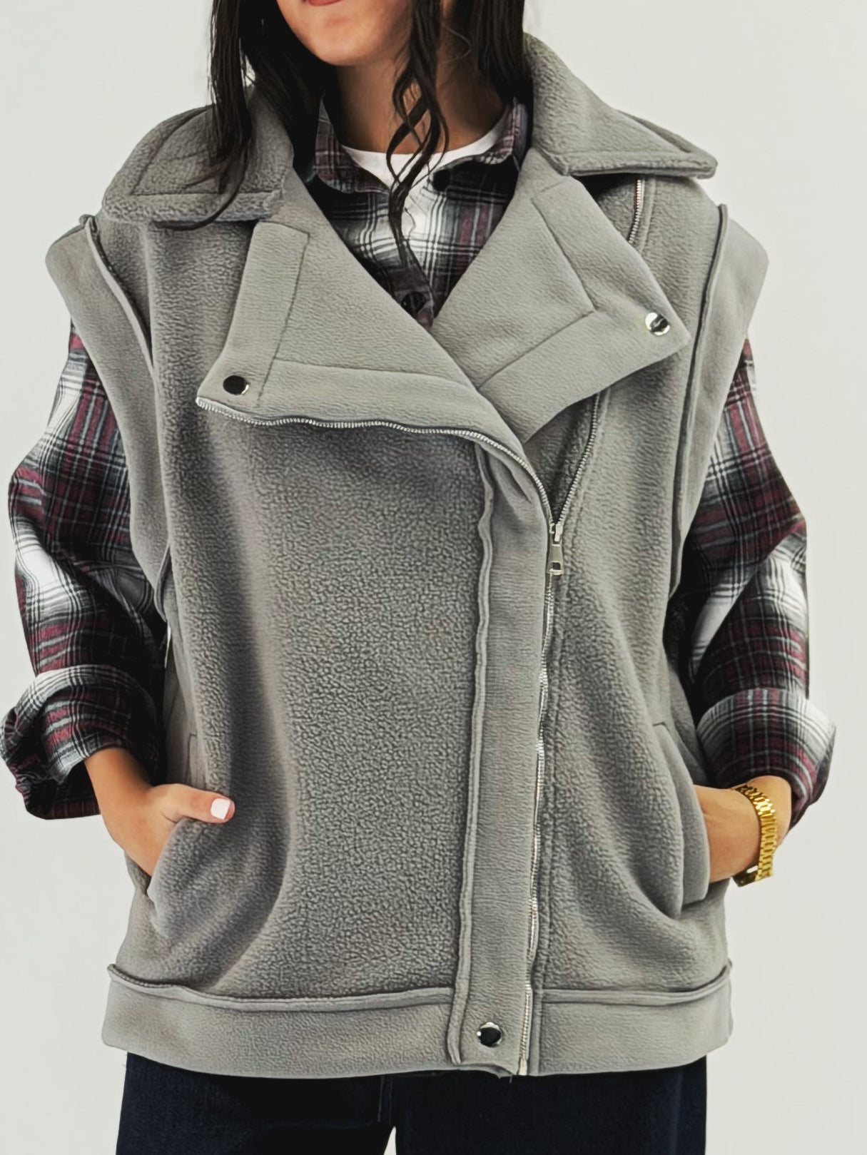 Must Have Furry Grey - AB ESSENTIALS