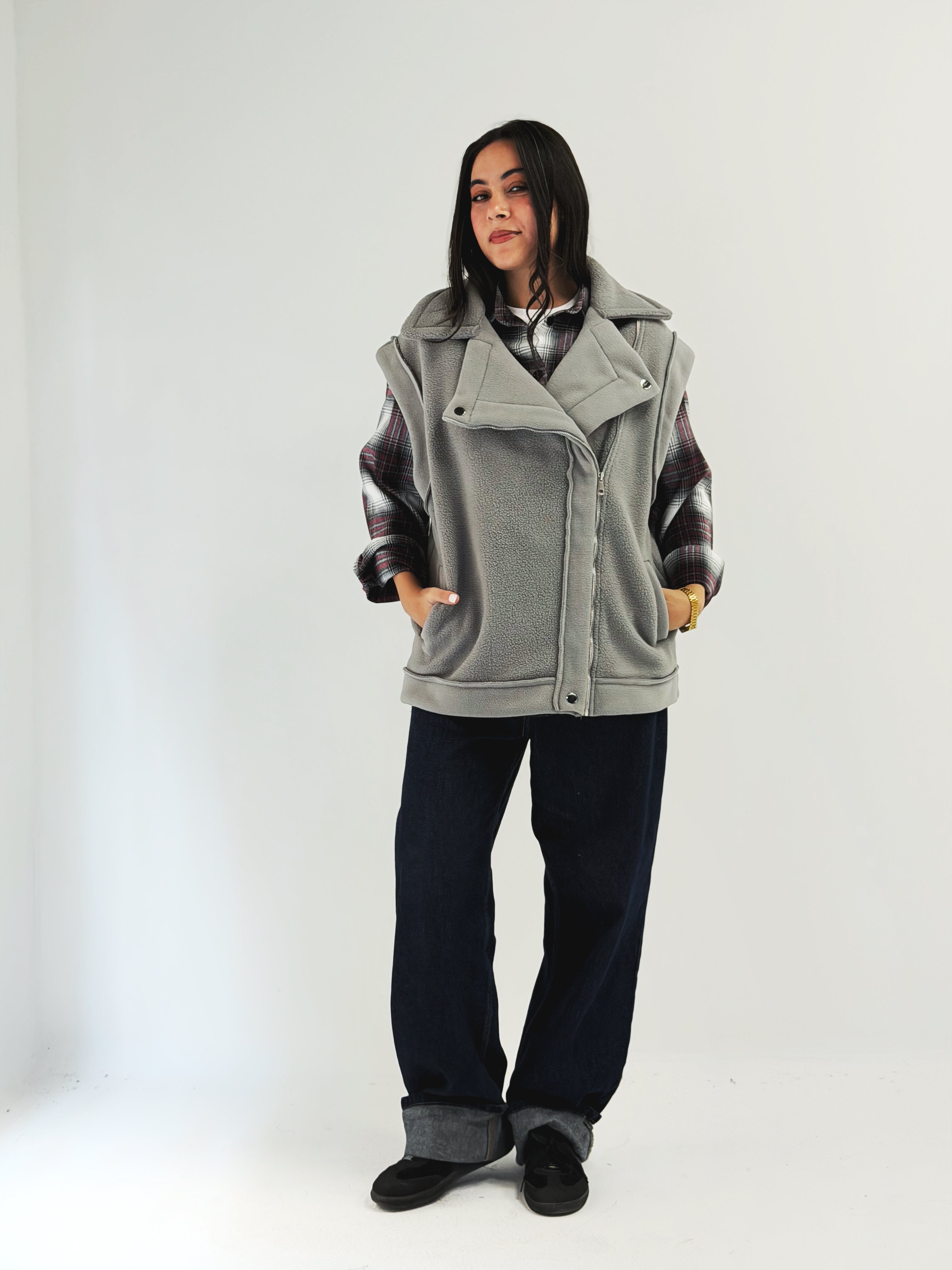 Must Have Furry Grey - AB ESSENTIALS