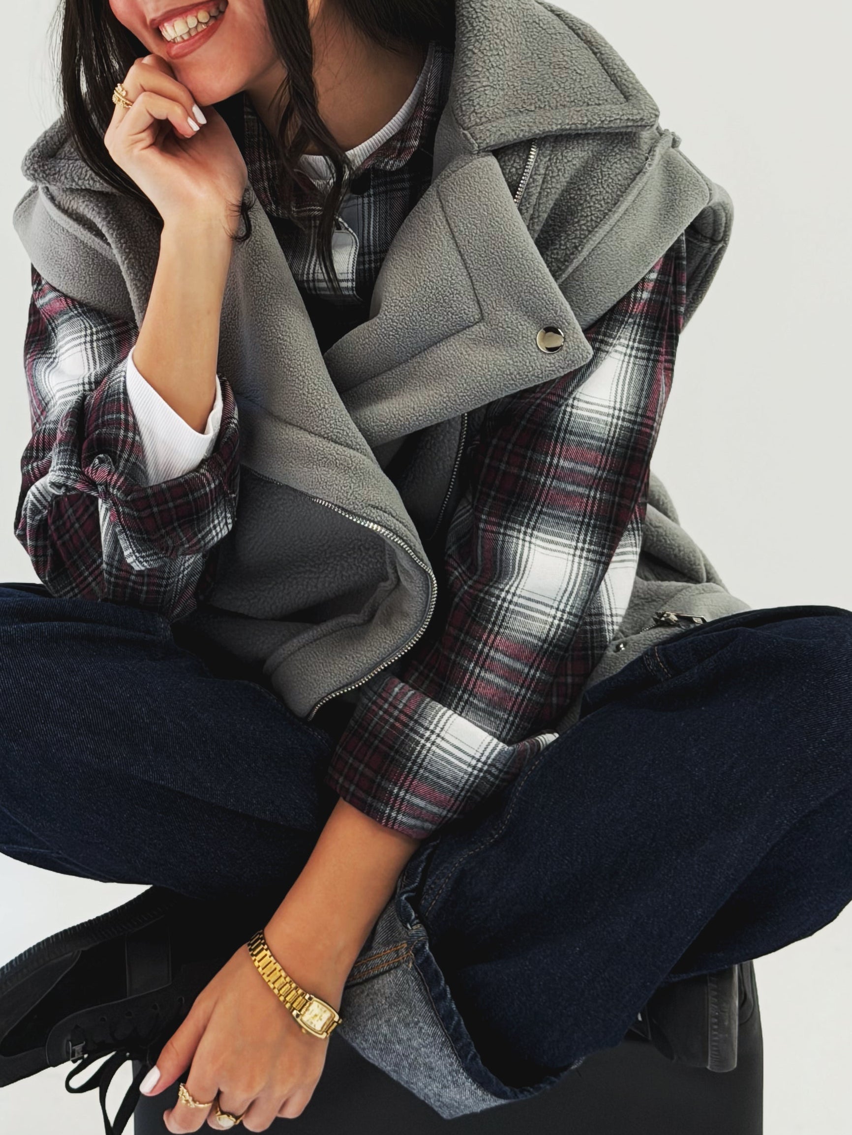 Must Have Furry Grey - AB ESSENTIALS