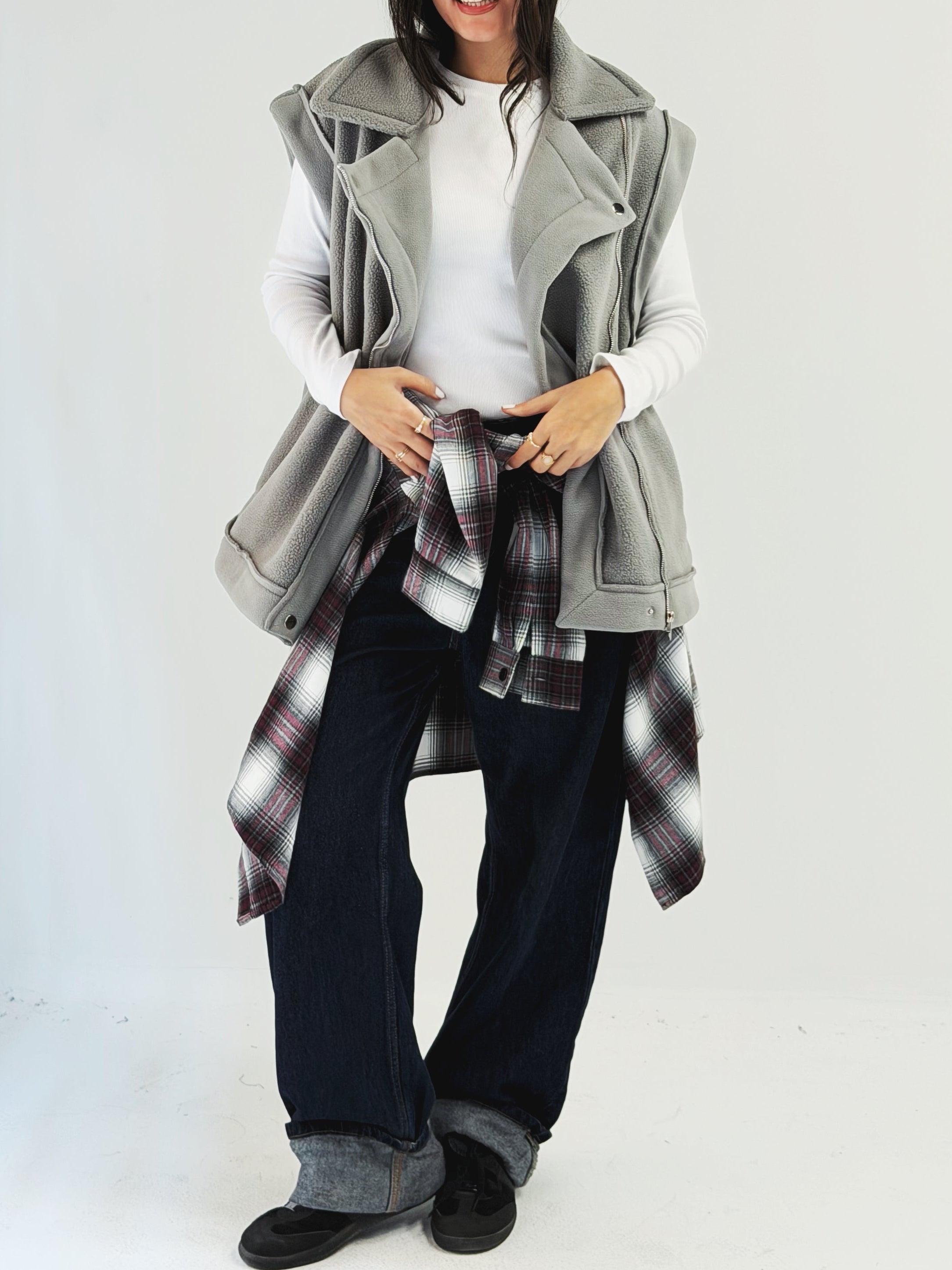 Must Have Furry Grey - AB ESSENTIALS