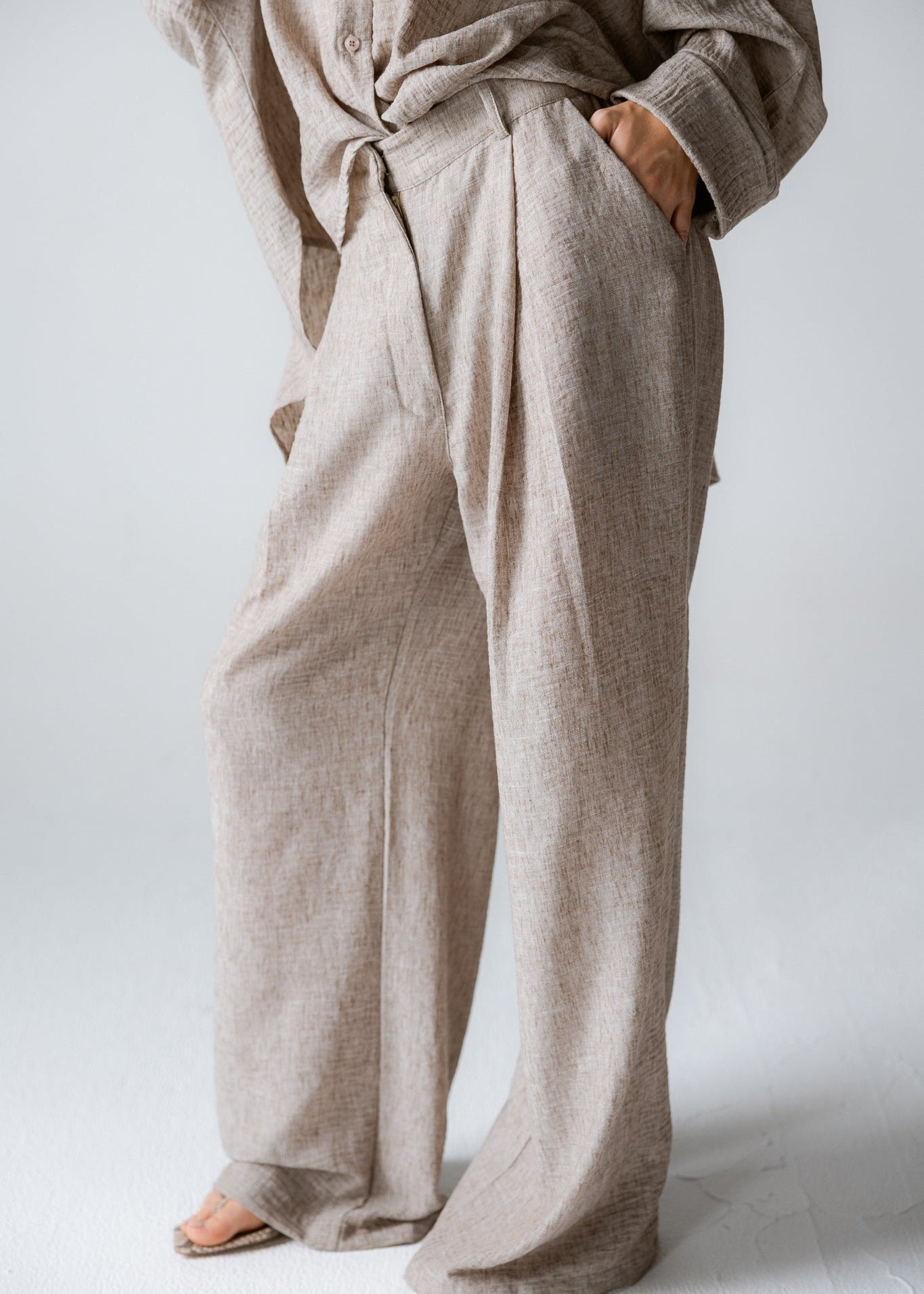 Must Have Linen Pants Beige - AB ESSENTIALS