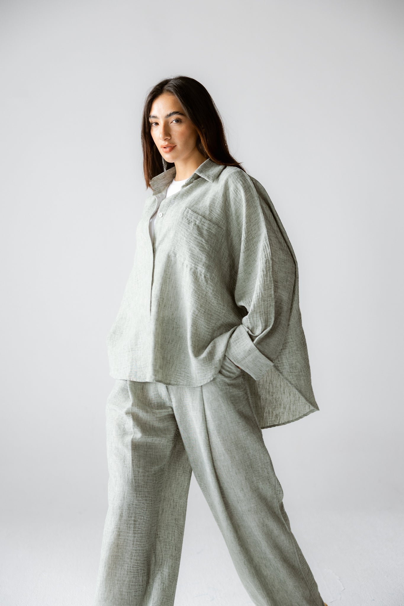 Must Have Linen Shirt Olive - AB ESSENTIALS