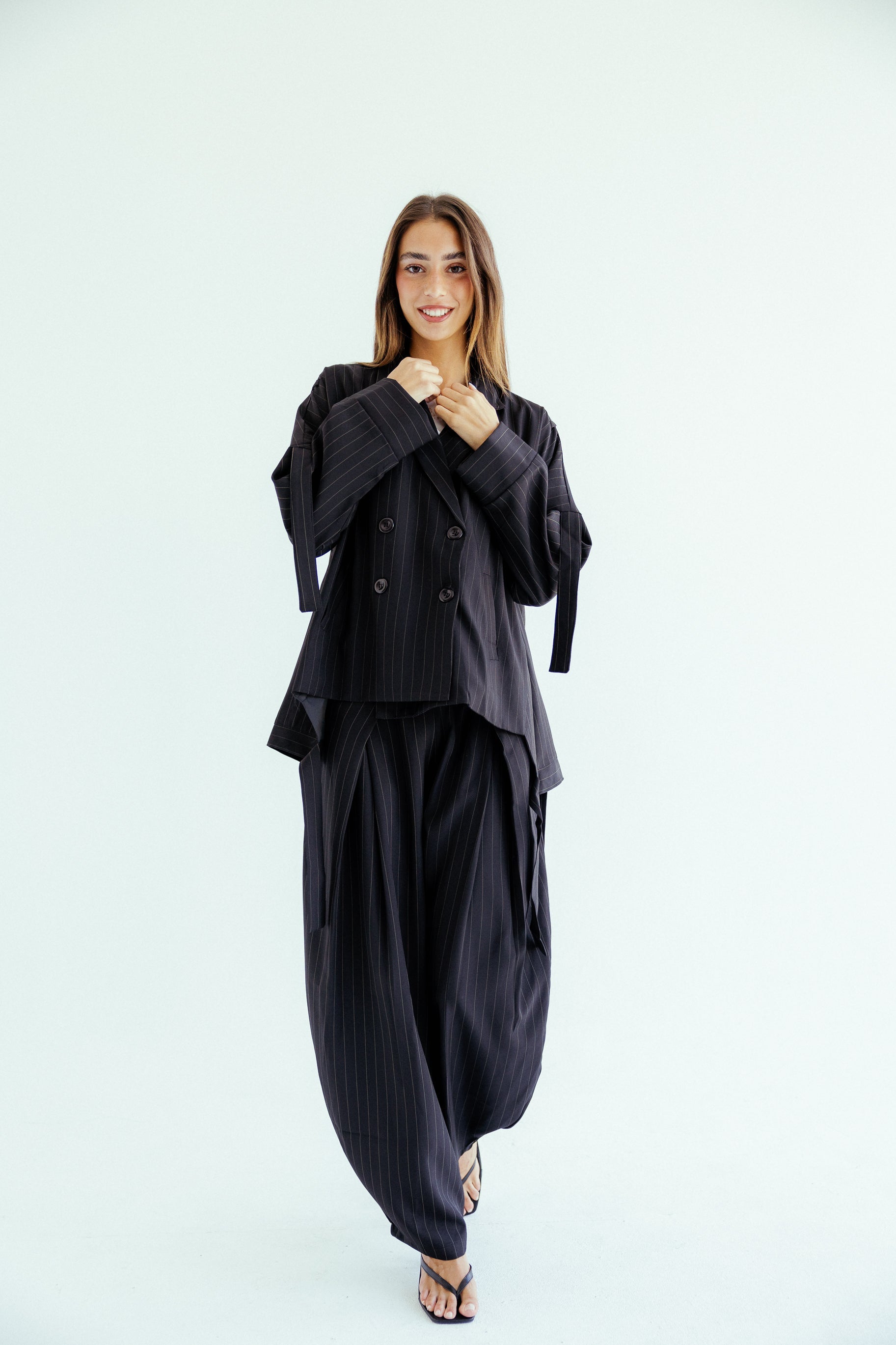New Bestie Blazer Black - AB ESSENTIALS