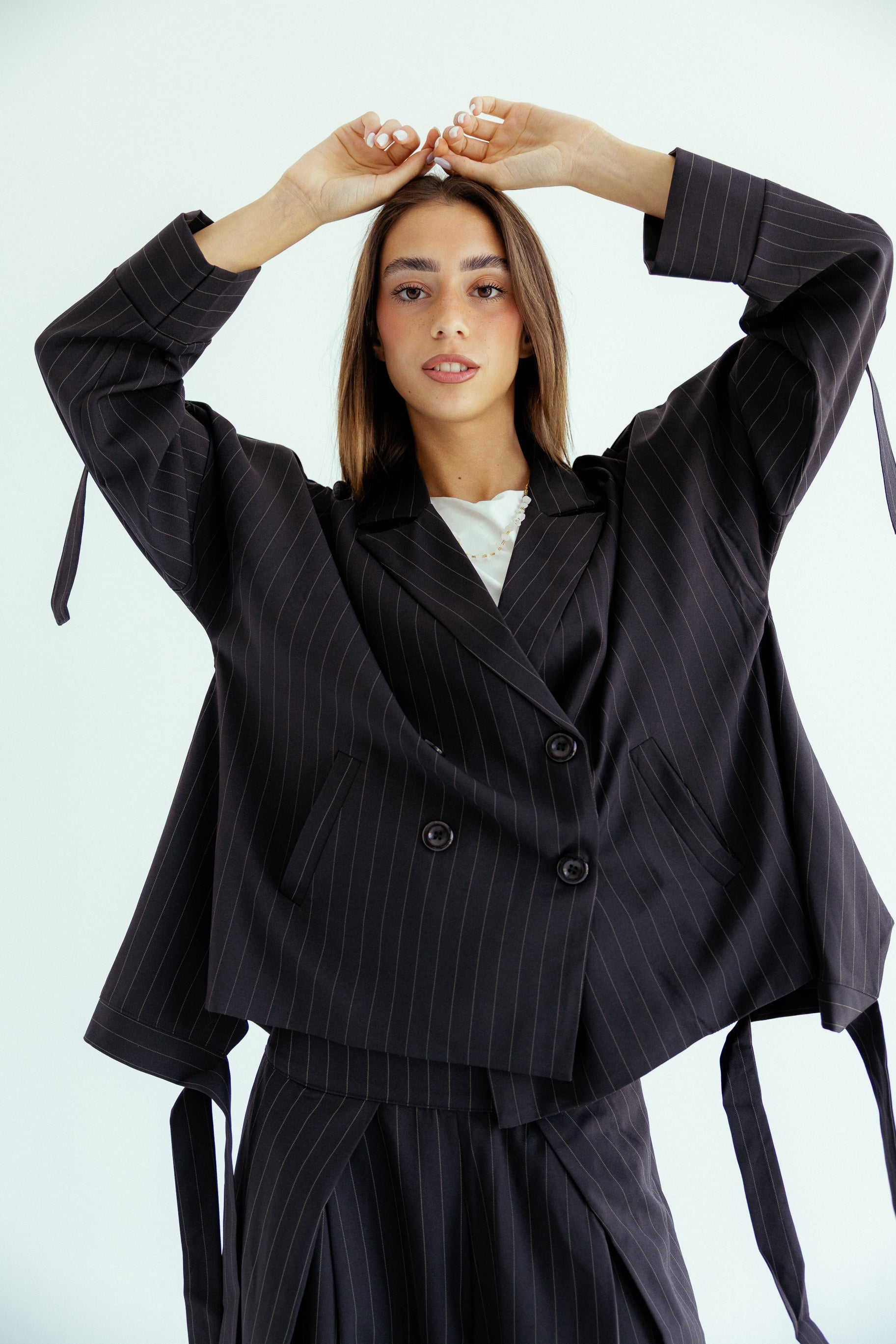 New Bestie Blazer Black - AB ESSENTIALS