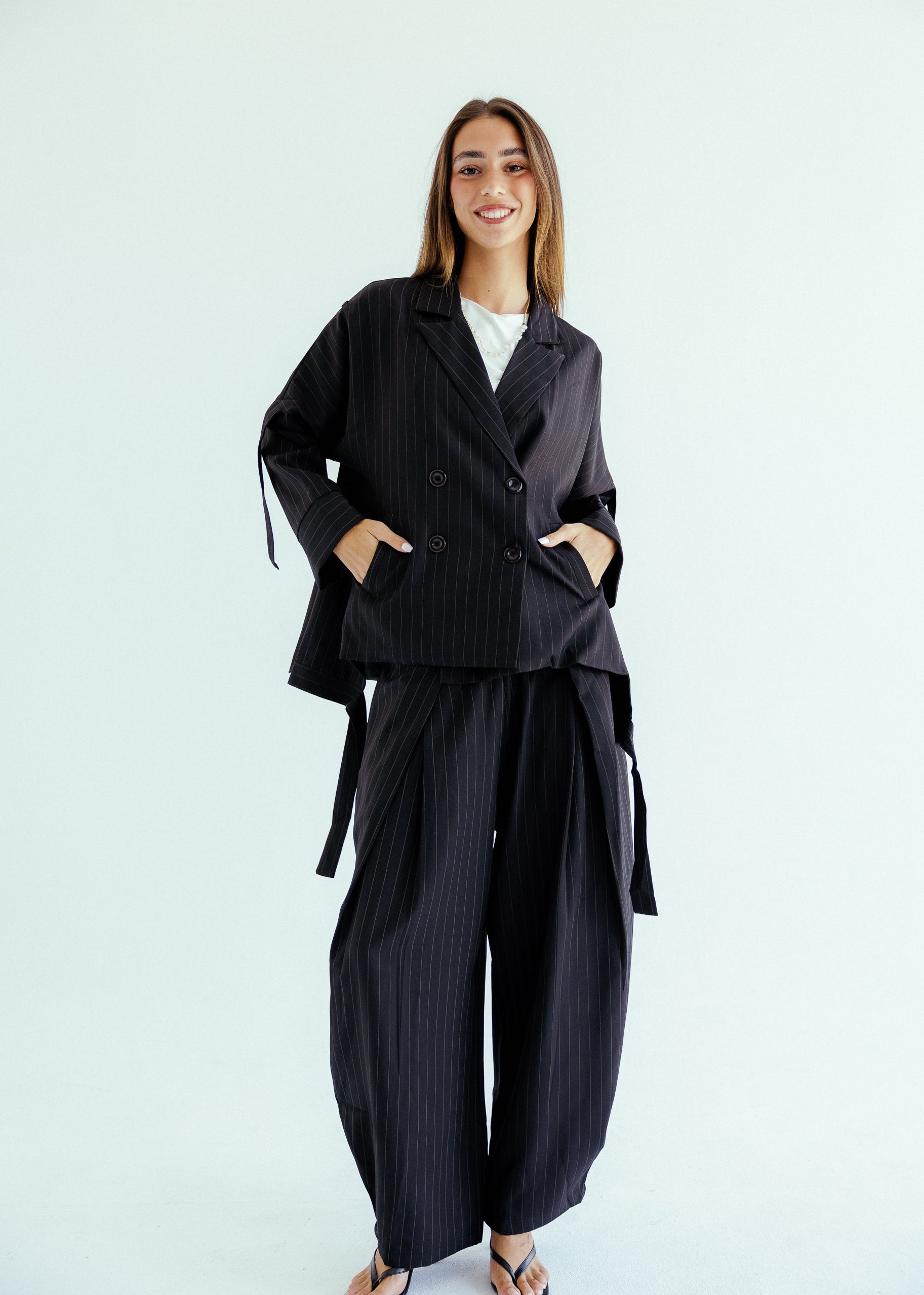 New Bestie Blazer Black - AB ESSENTIALS