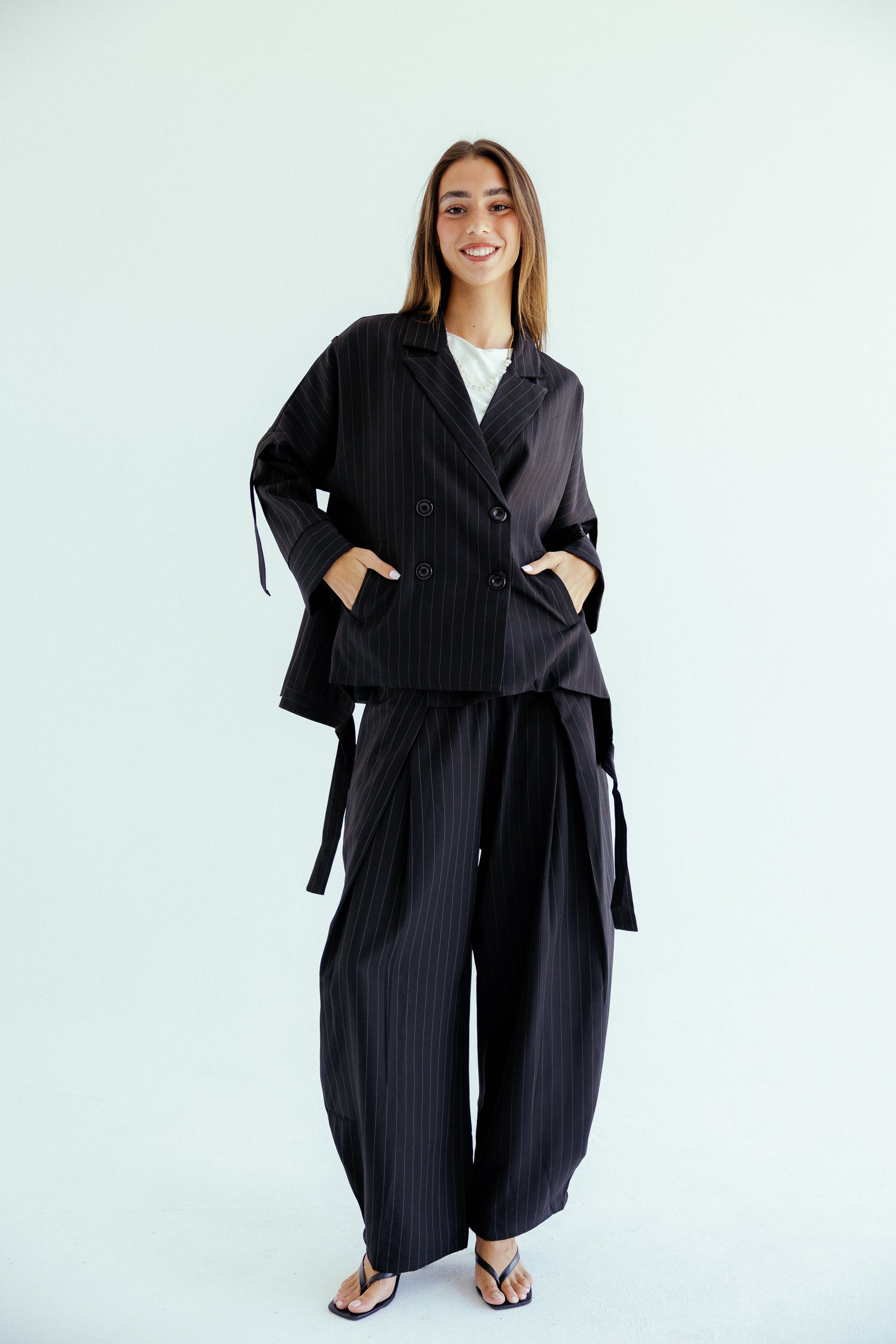 New Bestie Blazer Black - AB ESSENTIALS
