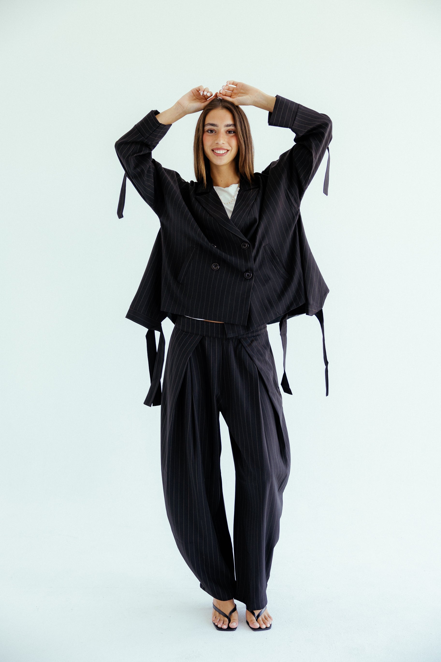 New Bestie Blazer Black - AB ESSENTIALS