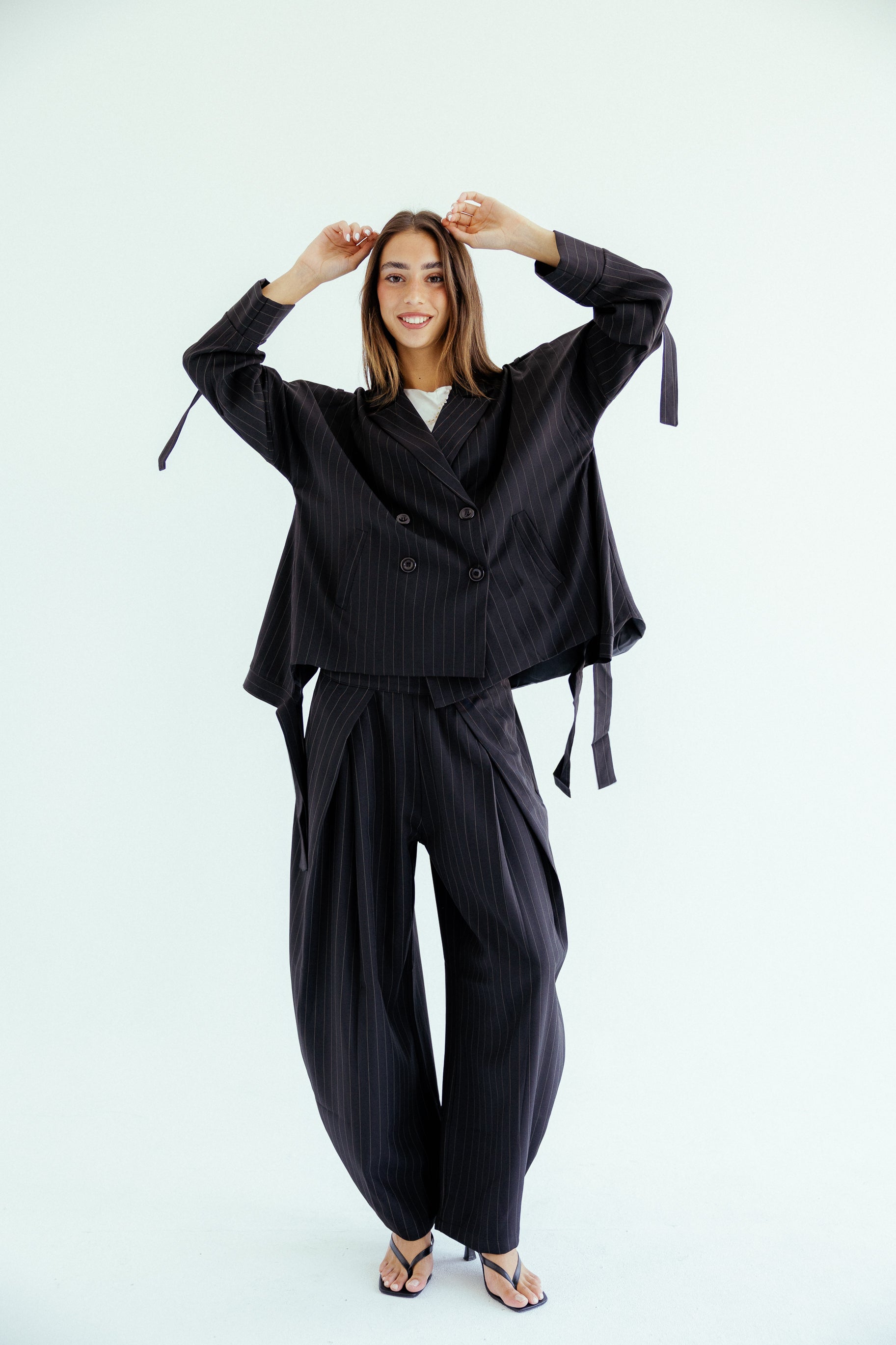 New Bestie Blazer Black - AB ESSENTIALS