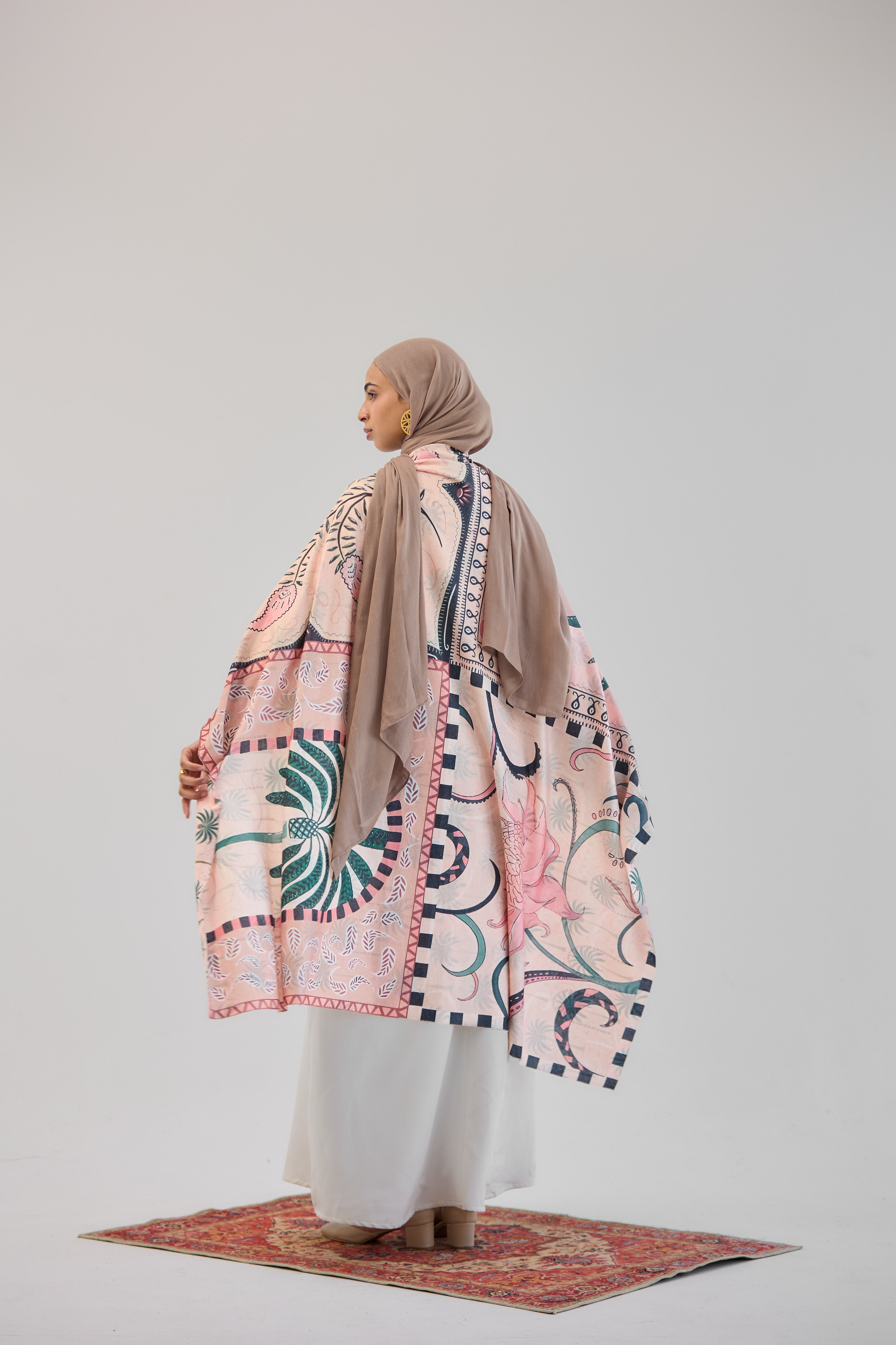 Palm Rose Shawl - AB ESSENTIALS