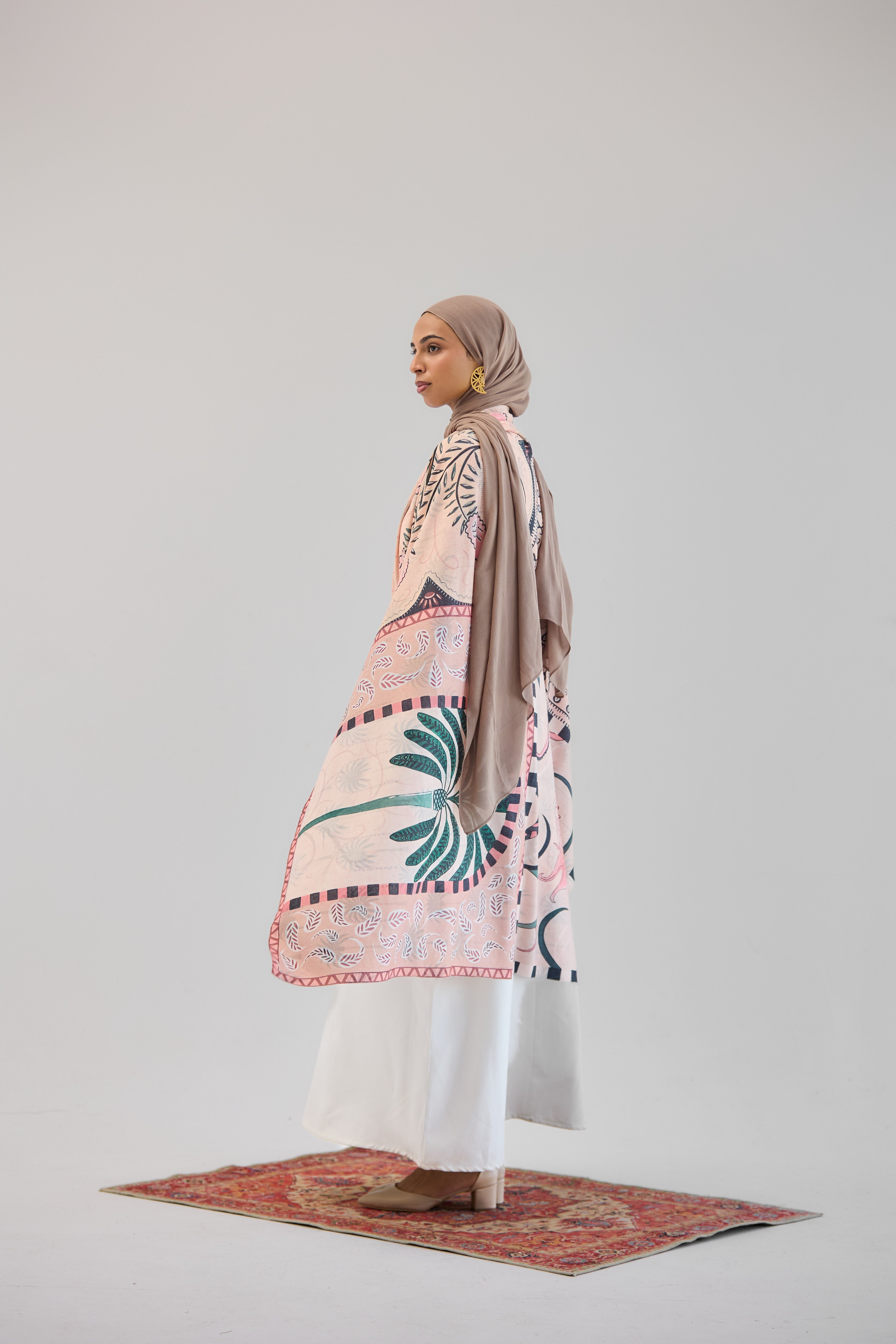 Palm Rose Shawl - AB ESSENTIALS