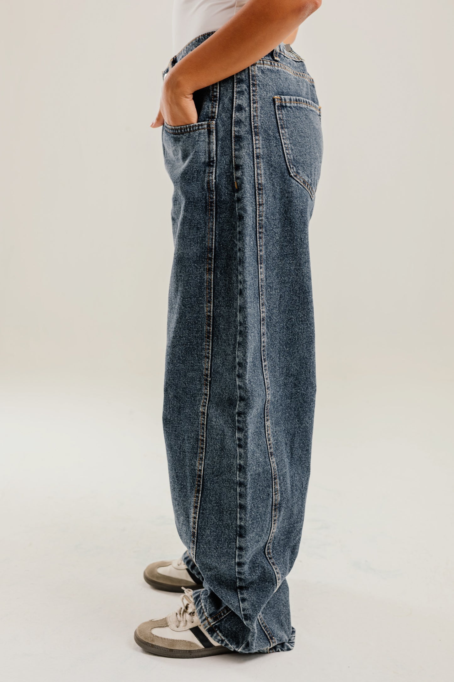 Parachute Jeans Blue - AB ESSENTIALS