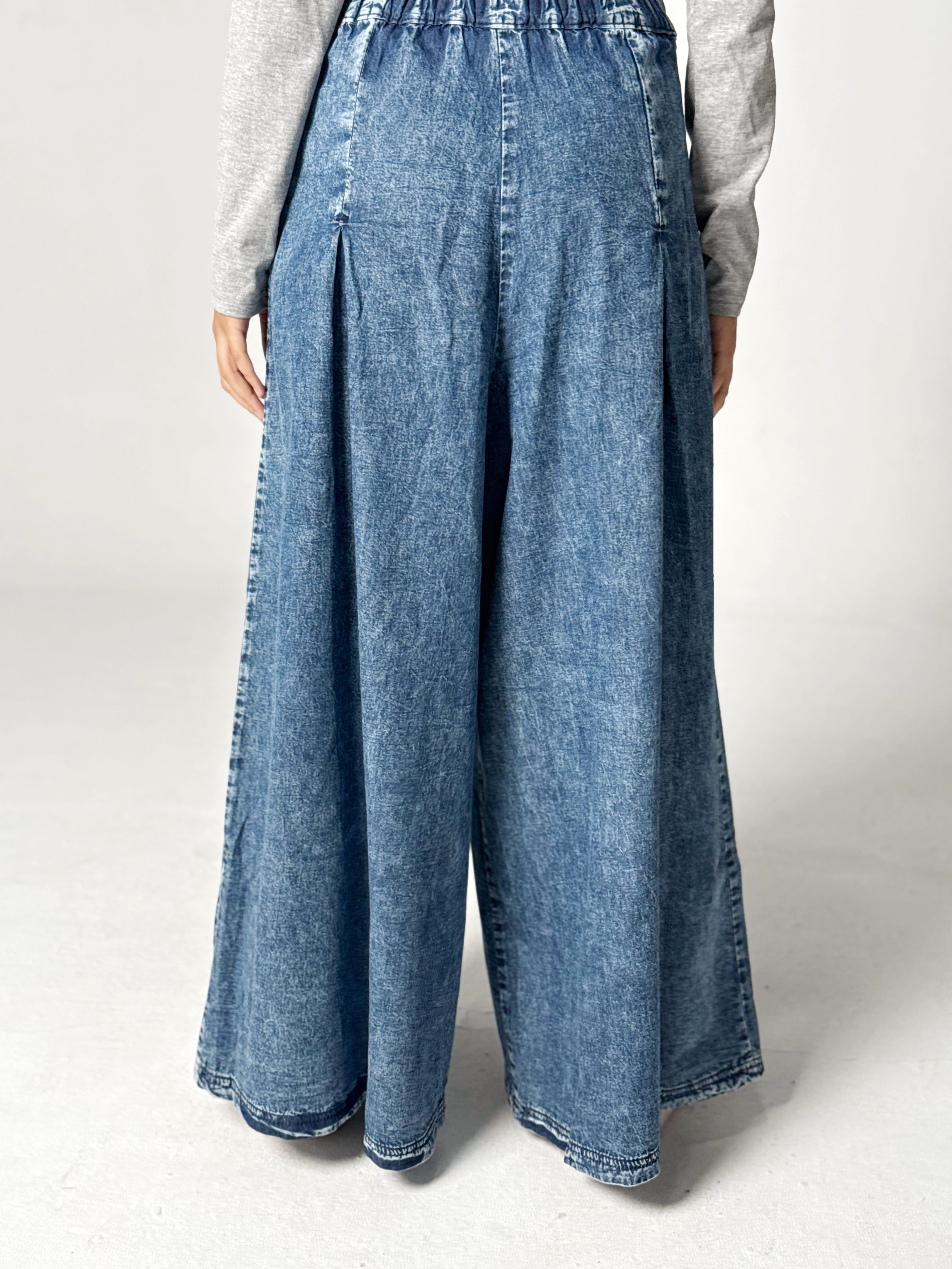 Raha Pants Blue - AB ESSENTIALS