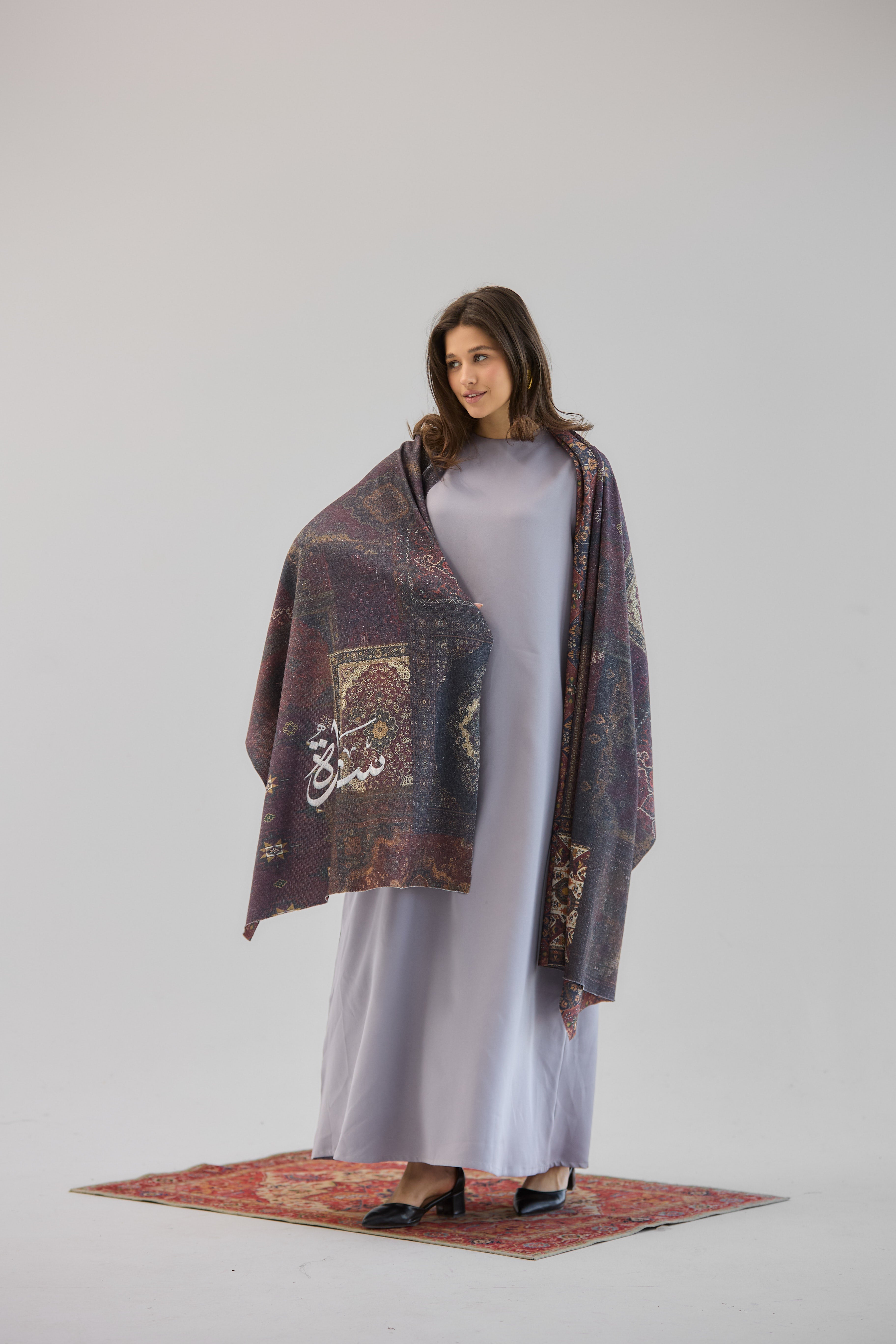 Sara Shawl - AB ESSENTIALS