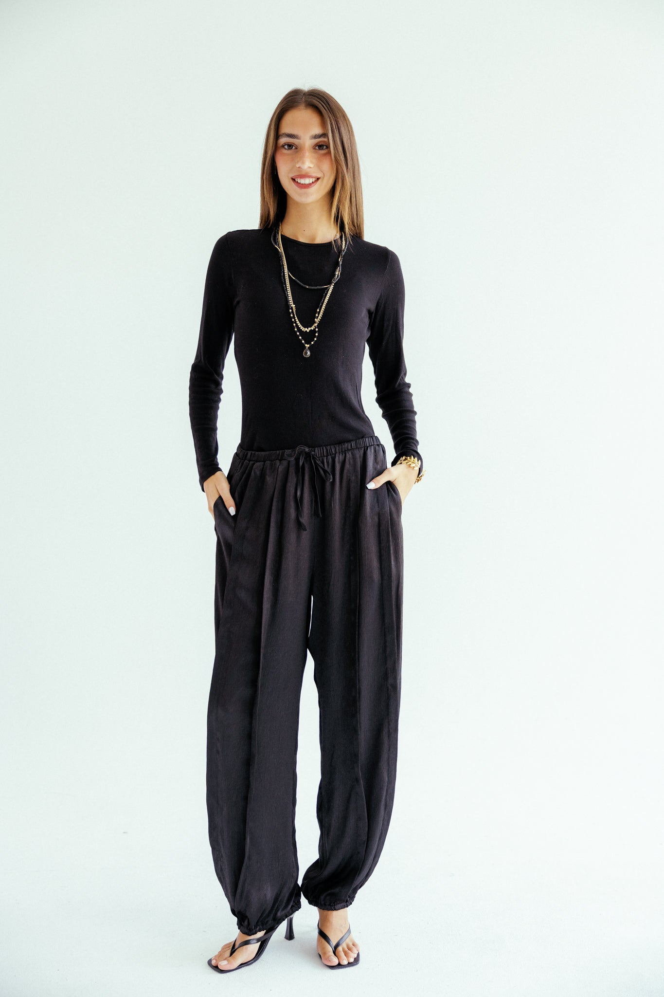 Satin Glow Pants Black - AB ESSENTIALS