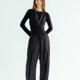 Satin Glow Pants Black - AB ESSENTIALS