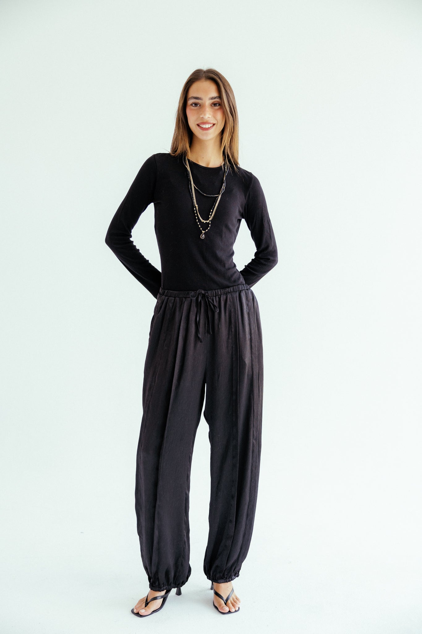 Satin Glow Pants Black - AB ESSENTIALS