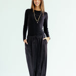 Satin Glow Pants Black - AB ESSENTIALS