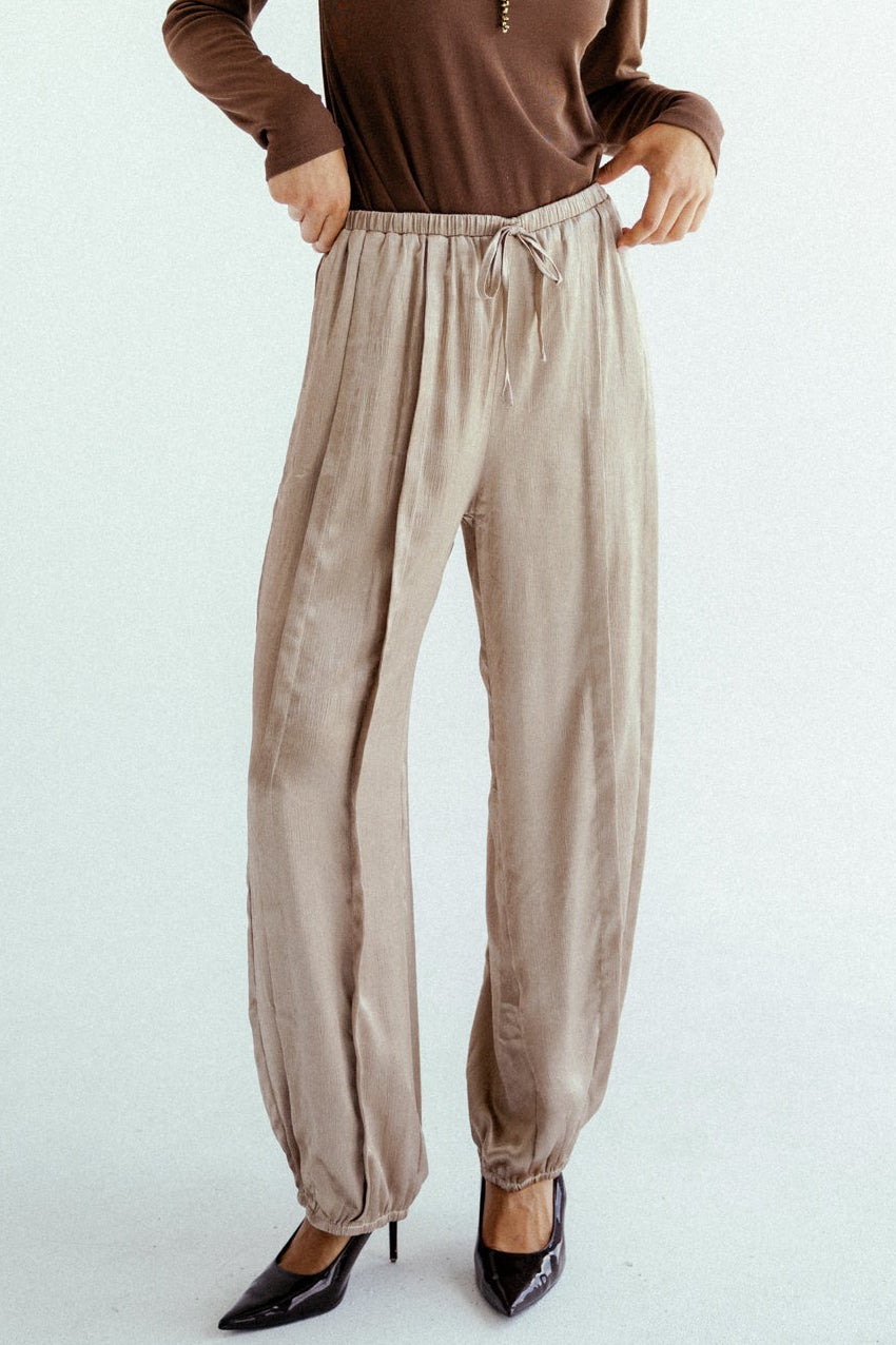 Satin Glow Pants Gold - AB ESSENTIALS
