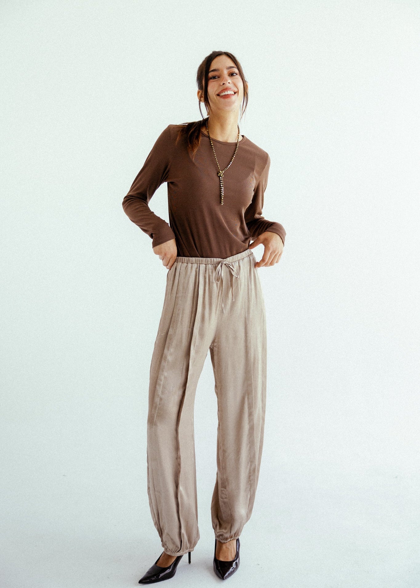 Satin Glow Pants Gold - AB ESSENTIALS