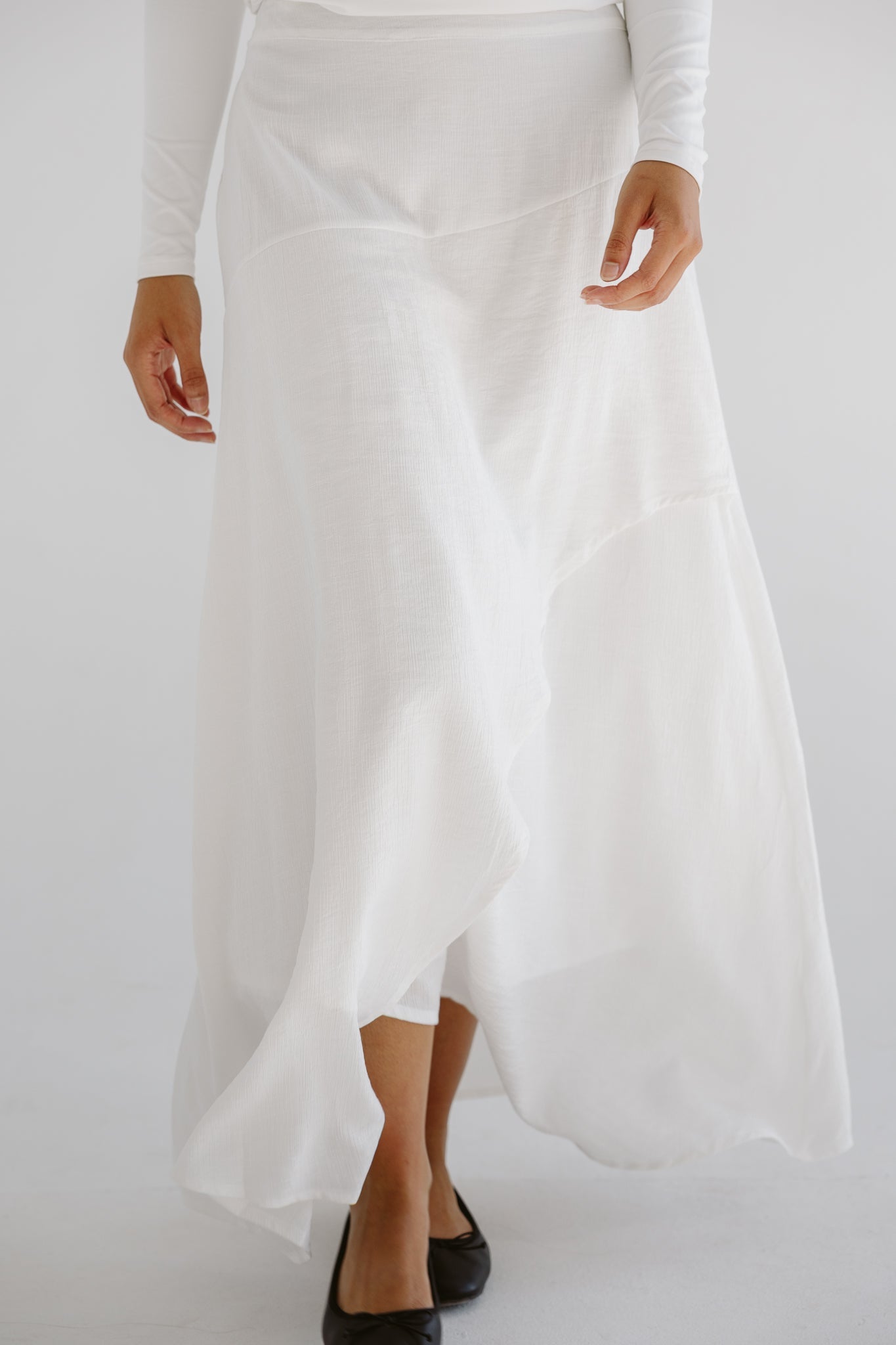 Seashell Skirt White - AB ESSENTIALS