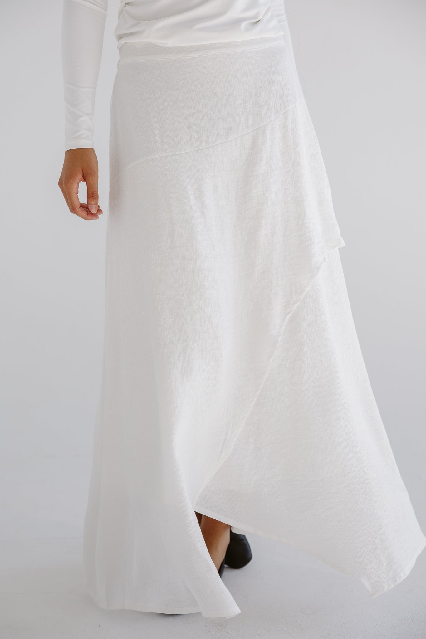 Seashell Skirt White - AB ESSENTIALS