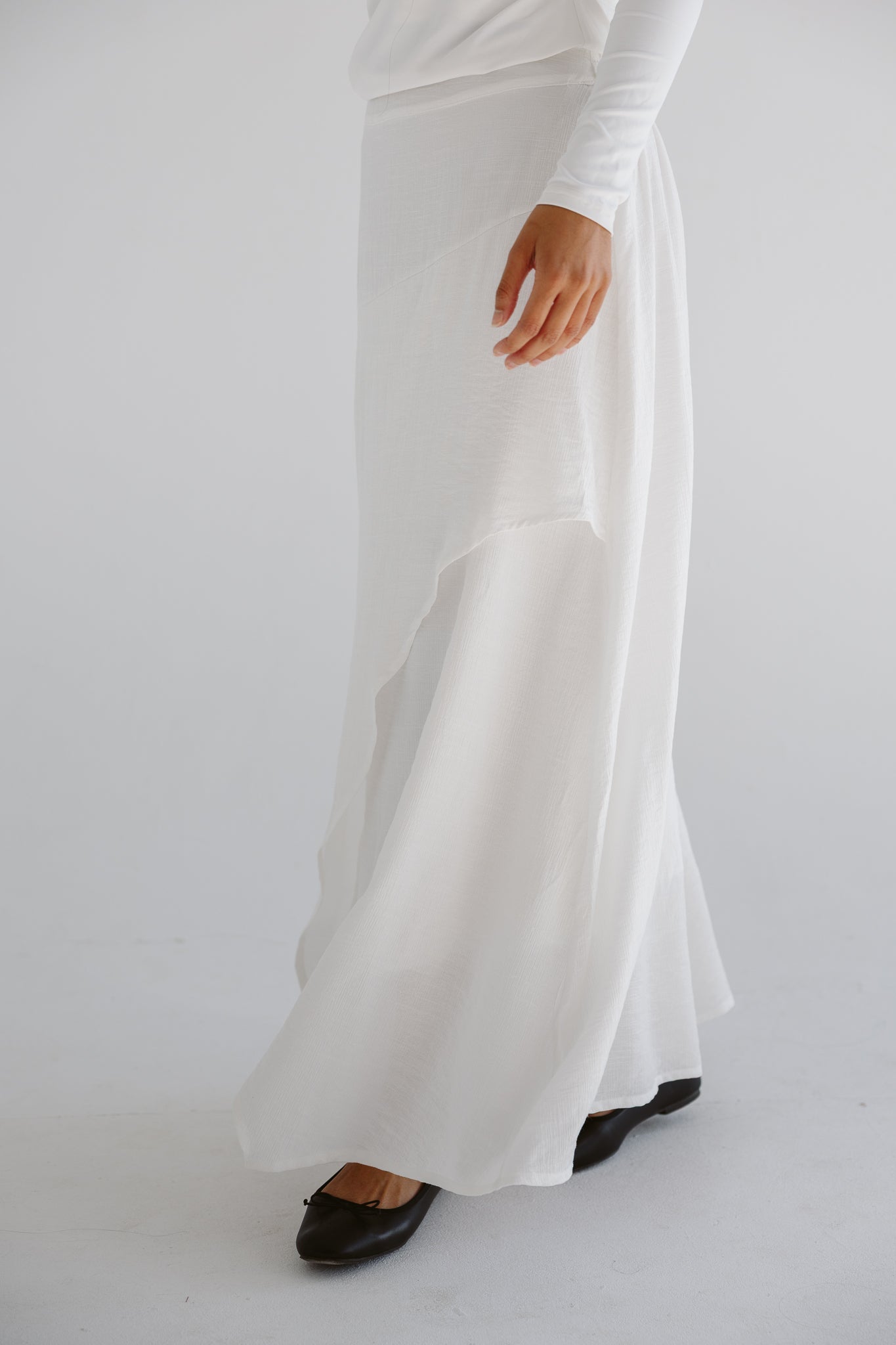 Seashell Skirt White - AB ESSENTIALS