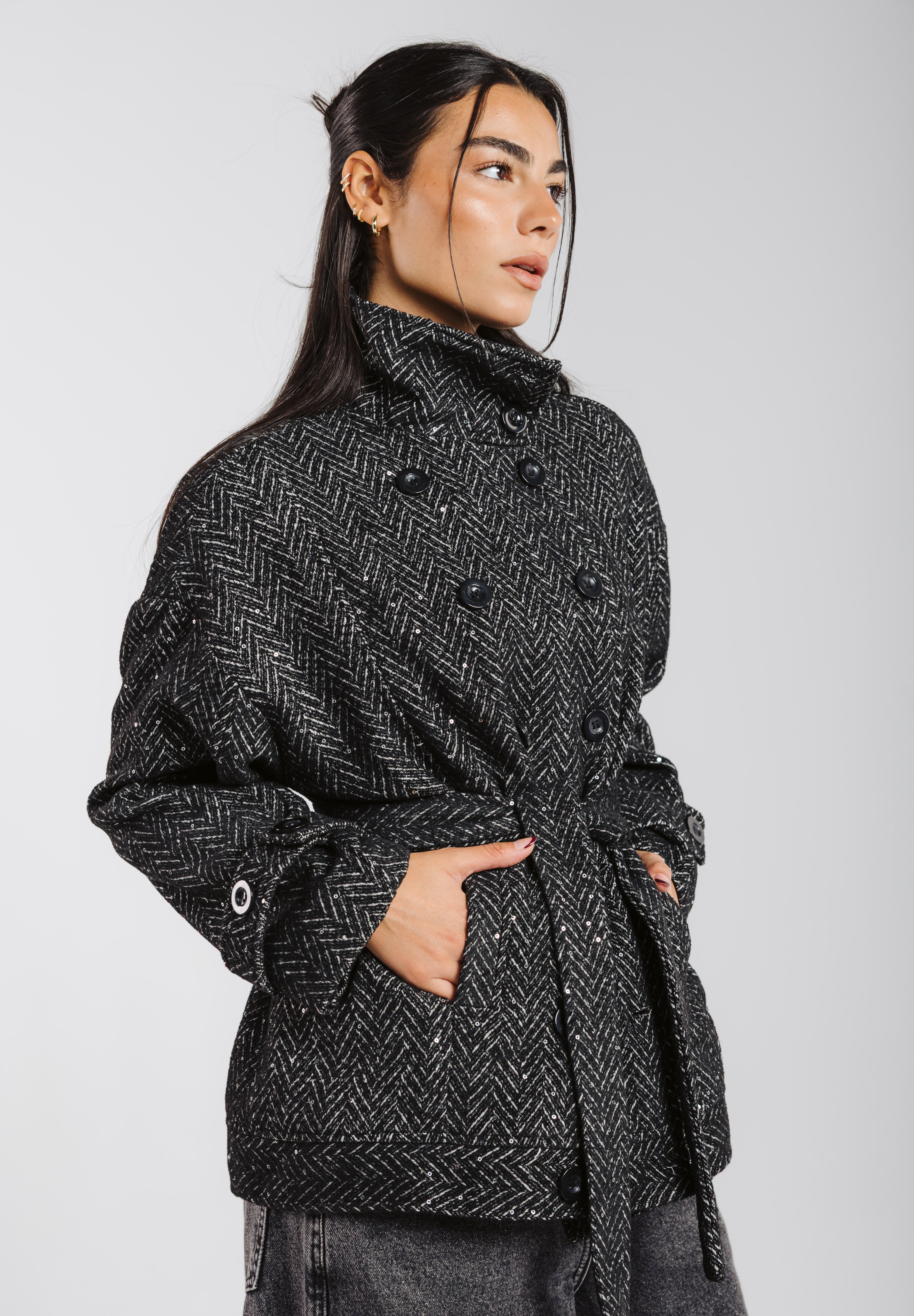 Smoky Jacket - AB ESSENTIALS