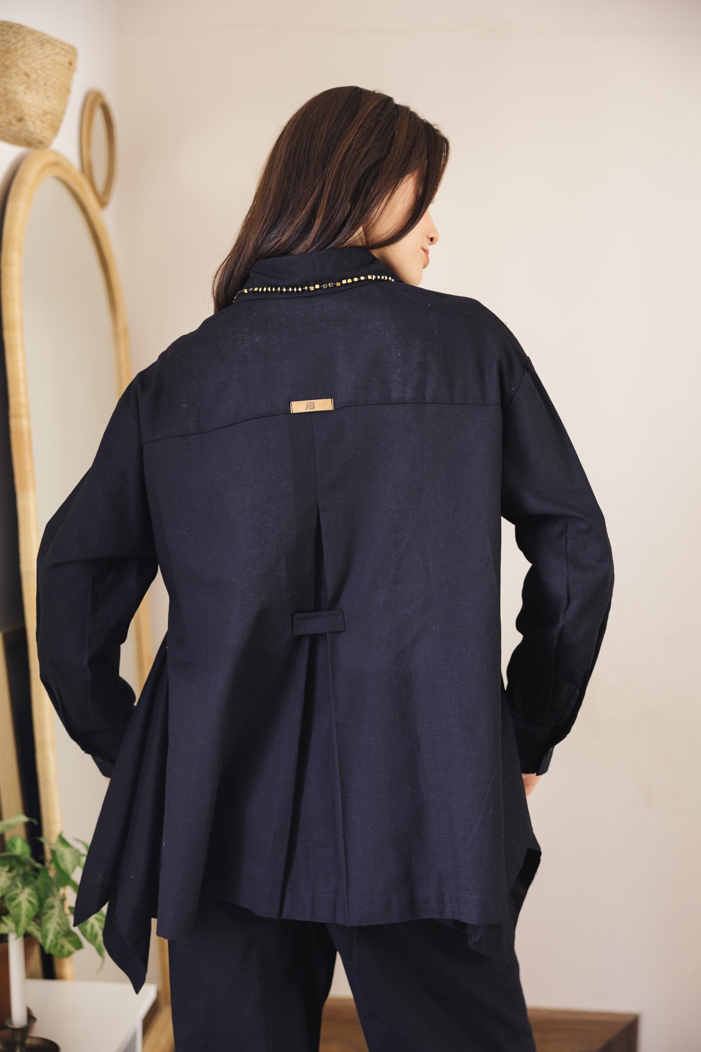 Soleil Top Black - AB ESSENTIALS