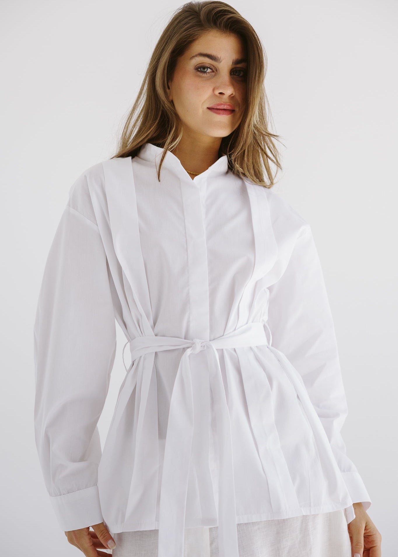Star Girl Shirt White - AB ESSENTIALS