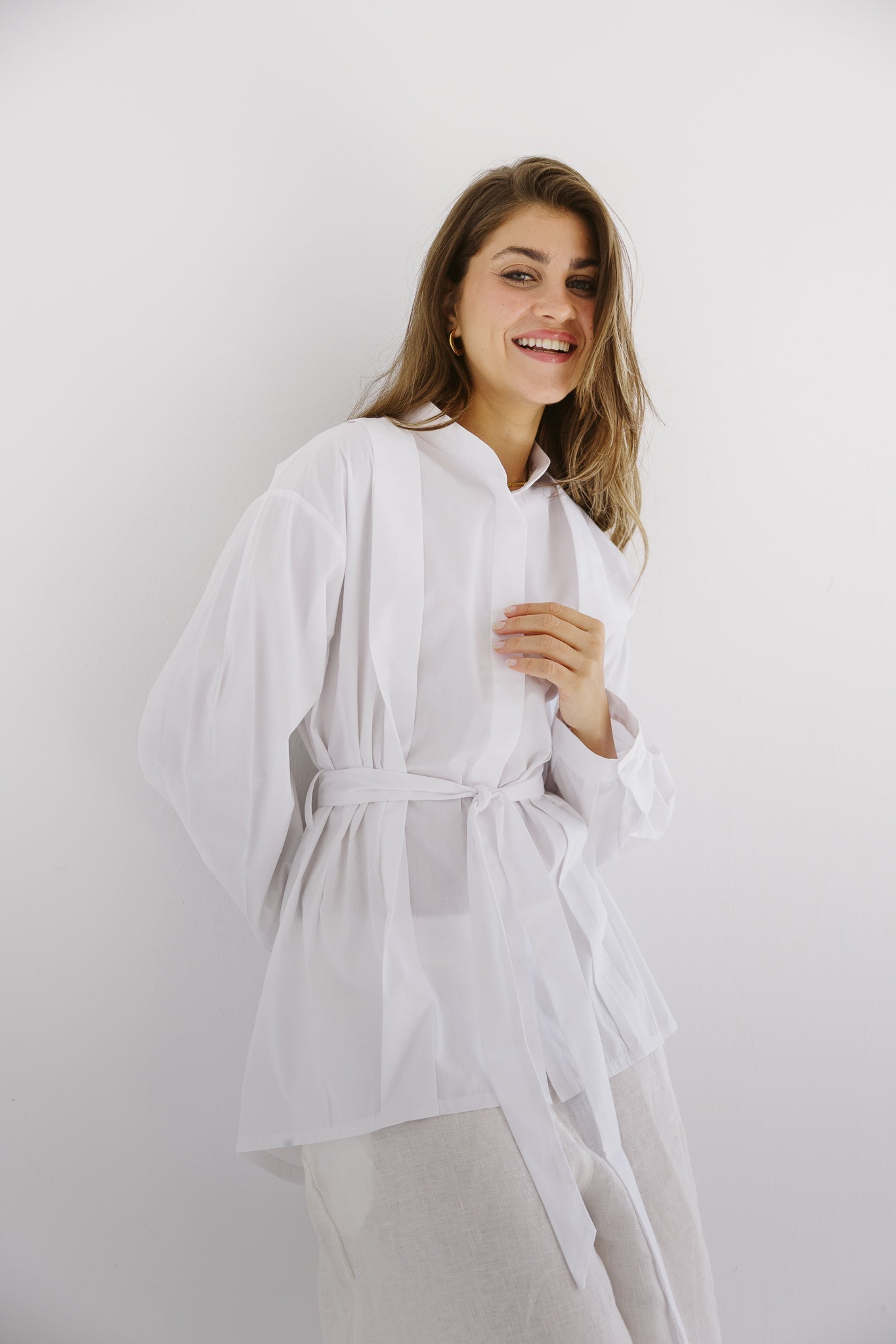 Star Girl Shirt White - AB ESSENTIALS
