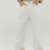 Straight Leg Jeans Off White - AB ESSENTIALS