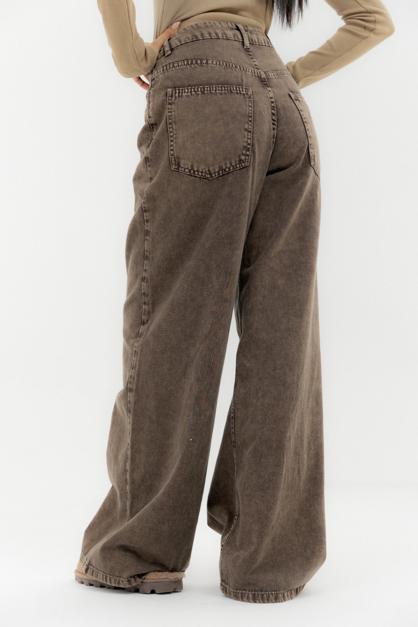 Straight Leg Jeans Washed Brown - AB ESSENTIALS