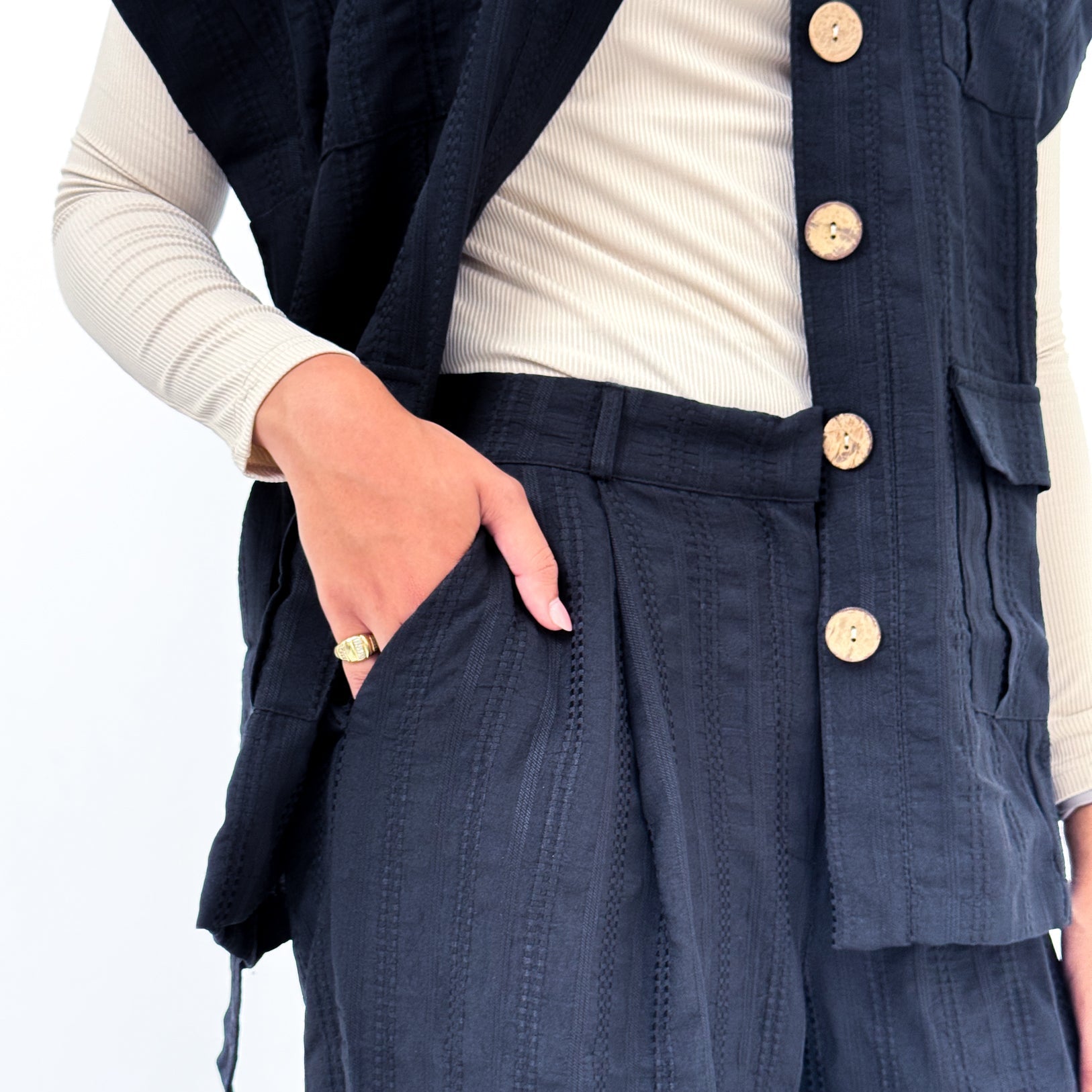 The Linen Pair Set Black - AB ESSENTIALS
