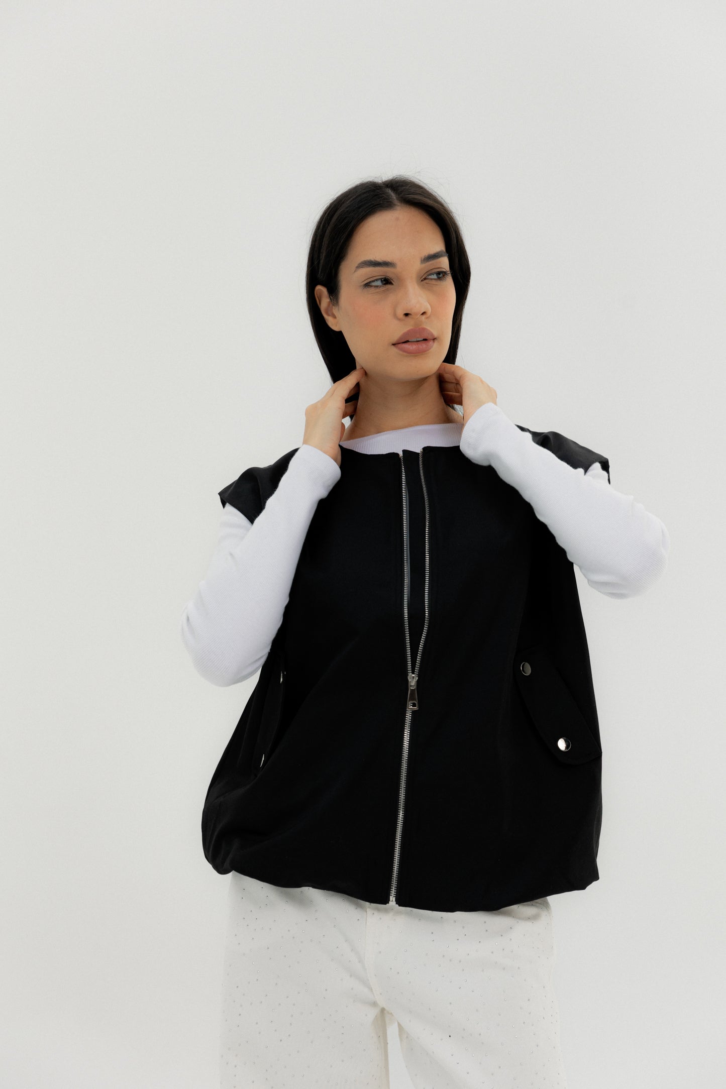 Vesto Black - AB ESSENTIALS