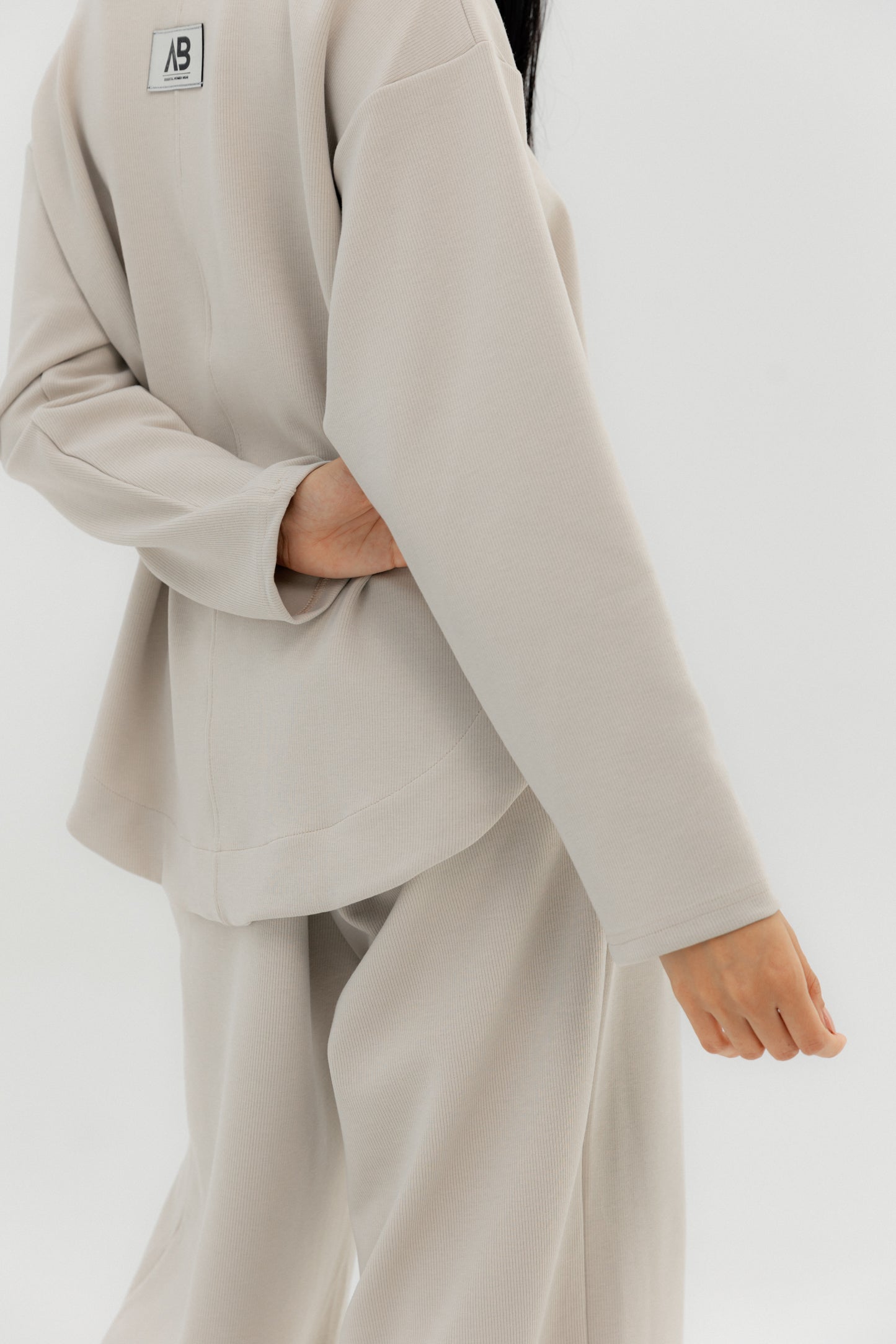 Warm Top Beige - AB ESSENTIALS